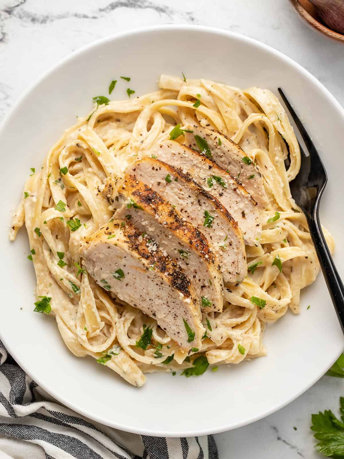 1200x1600 Creamy Chicken Alfredo (Easy Homemade Sauce)