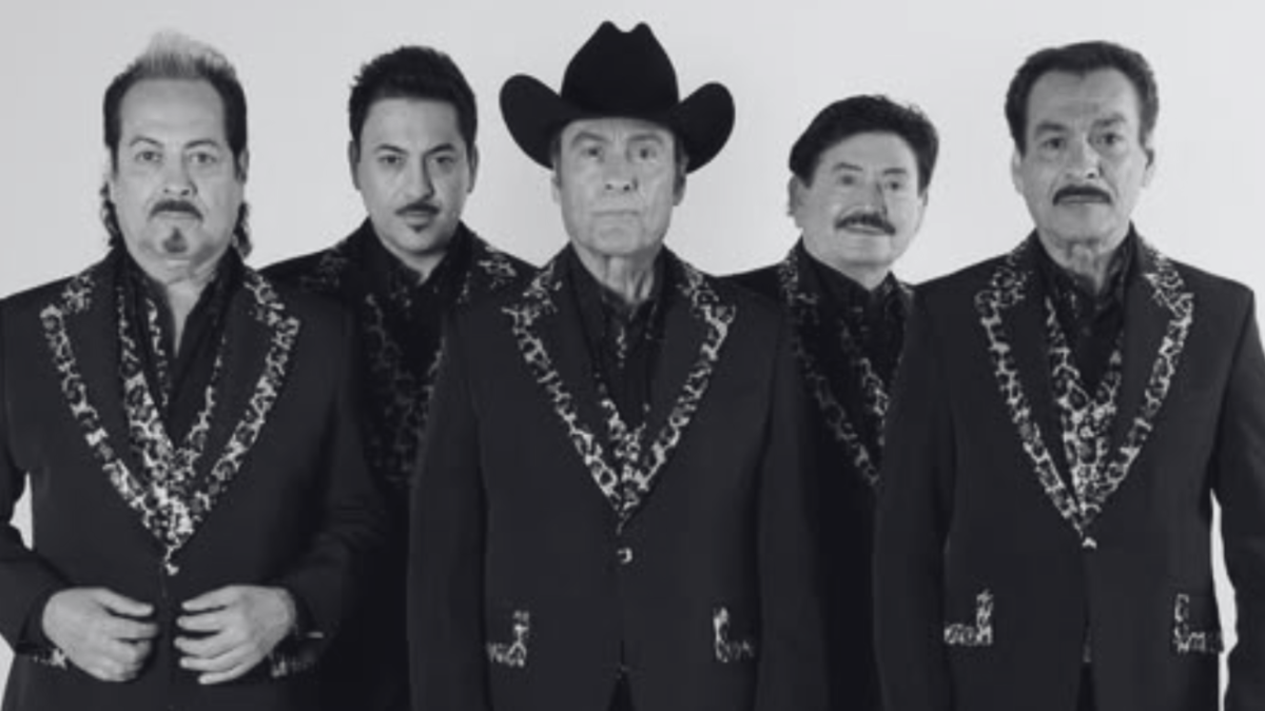 2560x1440 Eduardo Hernández, de Los tigres del norte, se somete a un procedimiento estético y se vuelve viral