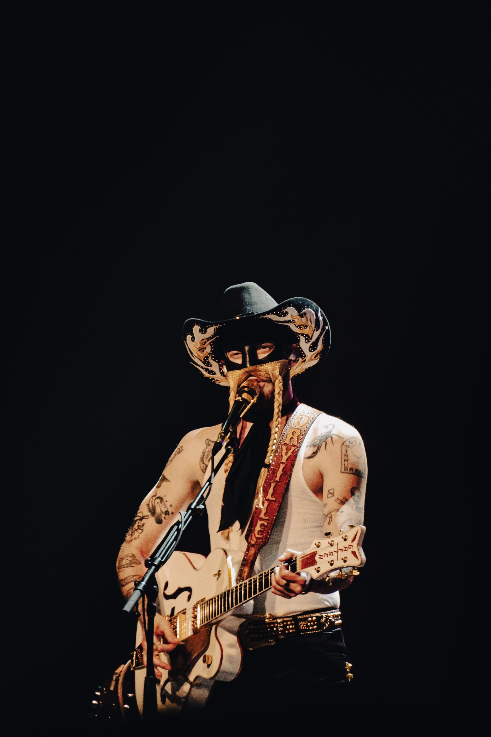 1707x2560 Photos + Review Take Us Back To Orville Peck