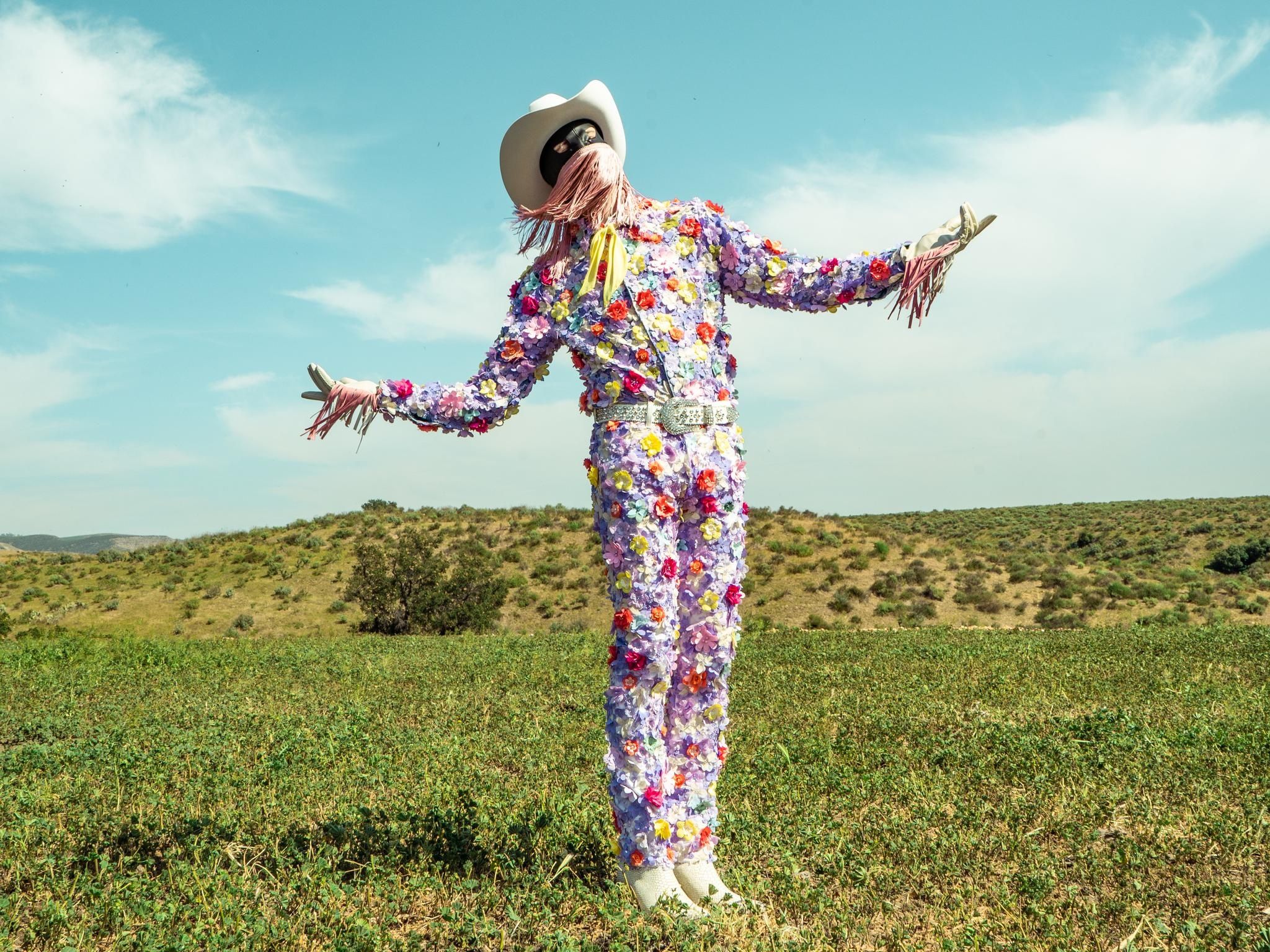 2048x1536 Orville Peck Wallpaper