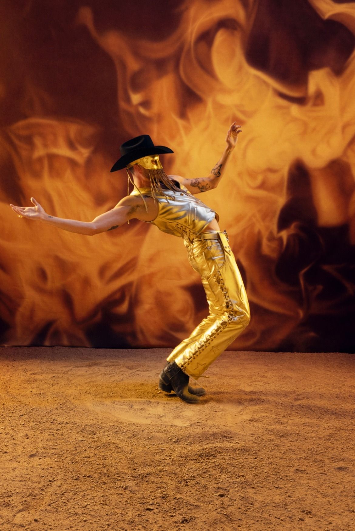 1170x1748 Orville Peck GIFs on GIPHY