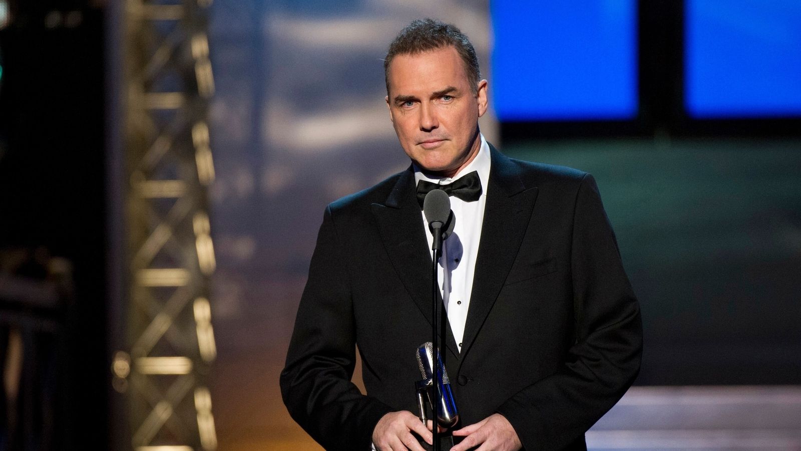 1600x900 Norm Macdonald Wallpaper