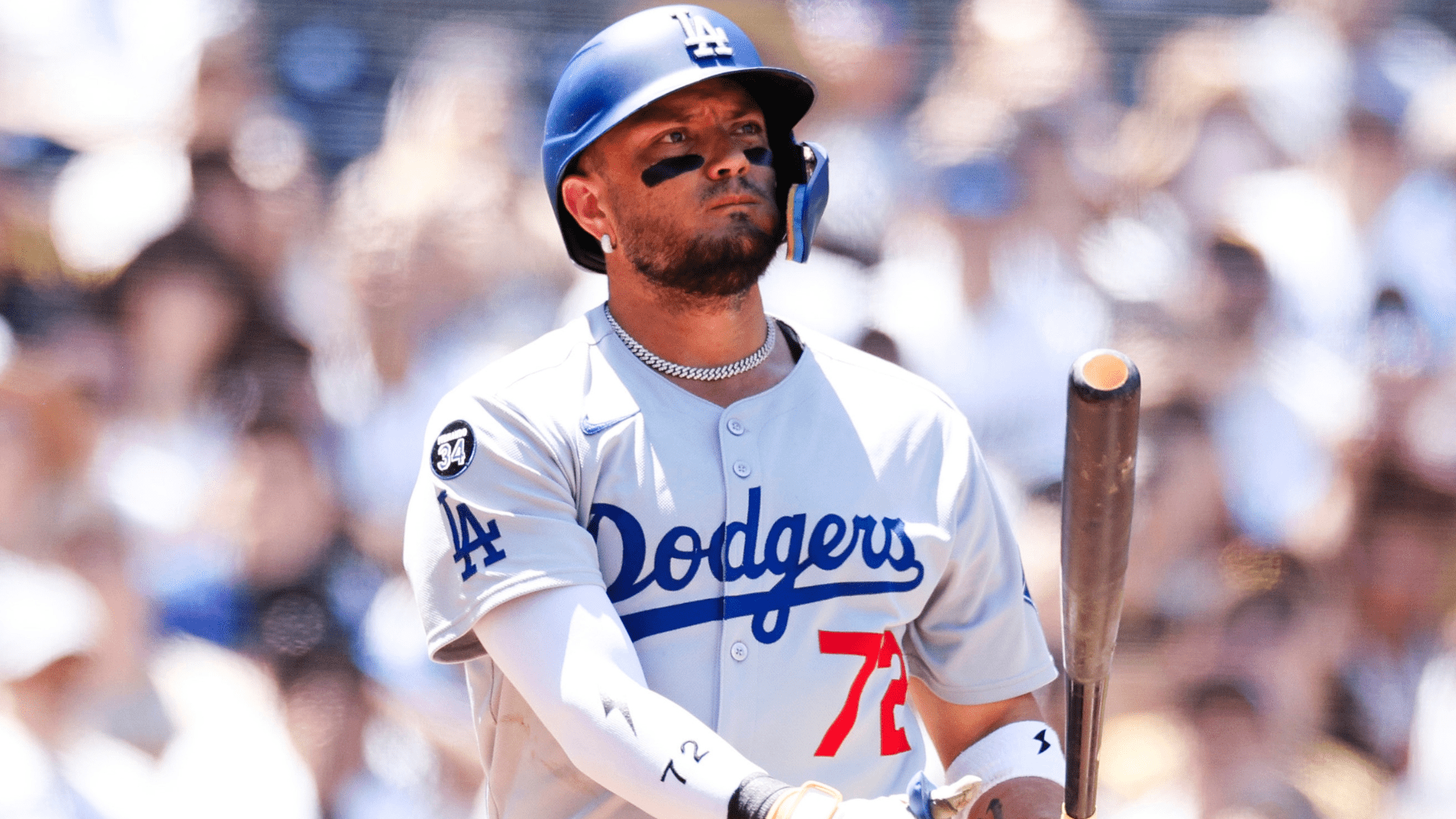 1920x1080 Dodgers' Miguel Rojas works to move family from Venezuela after deadly earthquakes shake Caracas Los Angeles