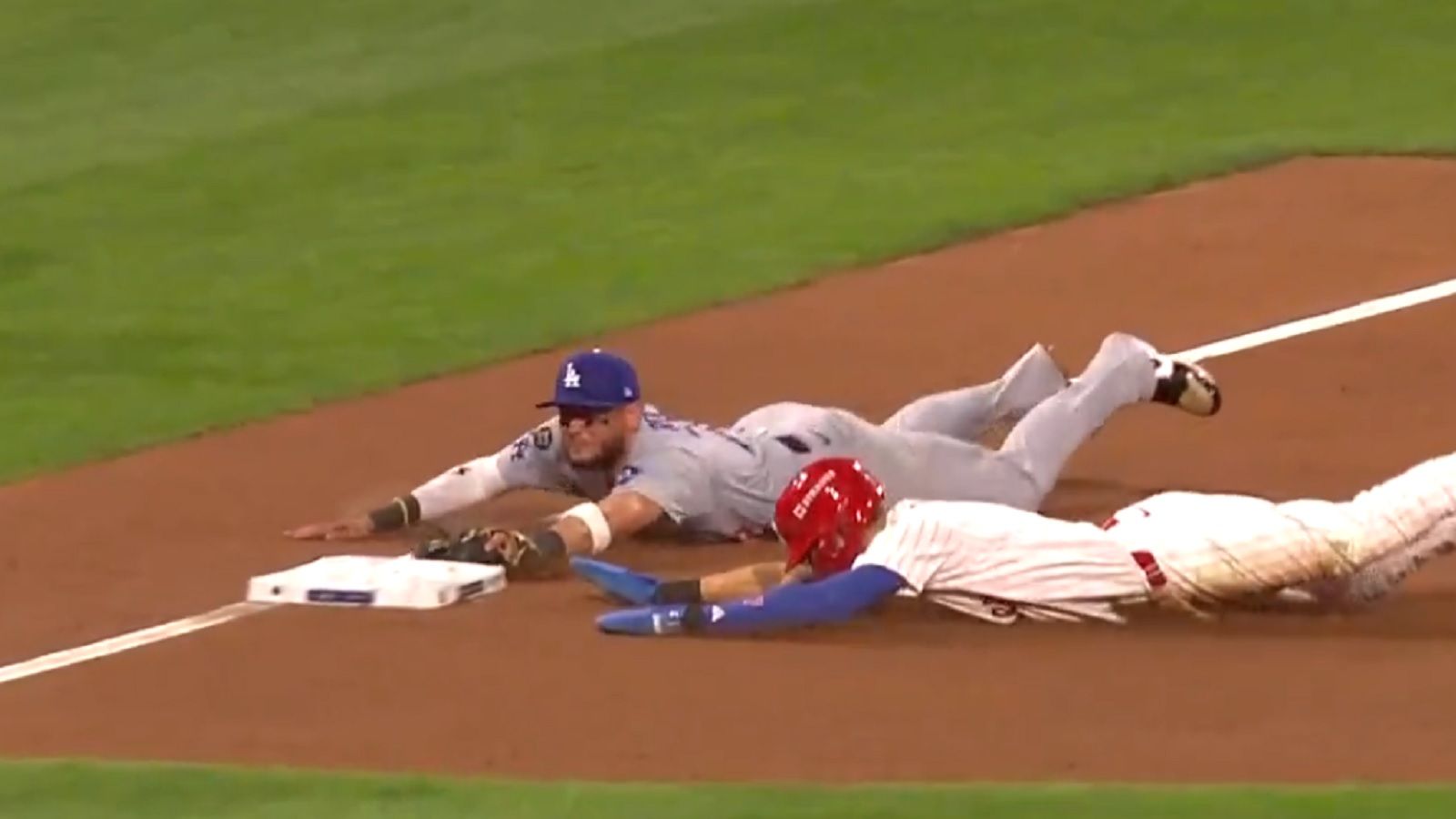 1600x900 Dodgers' Miguel Rojas regrets his ballsy play against Phillies