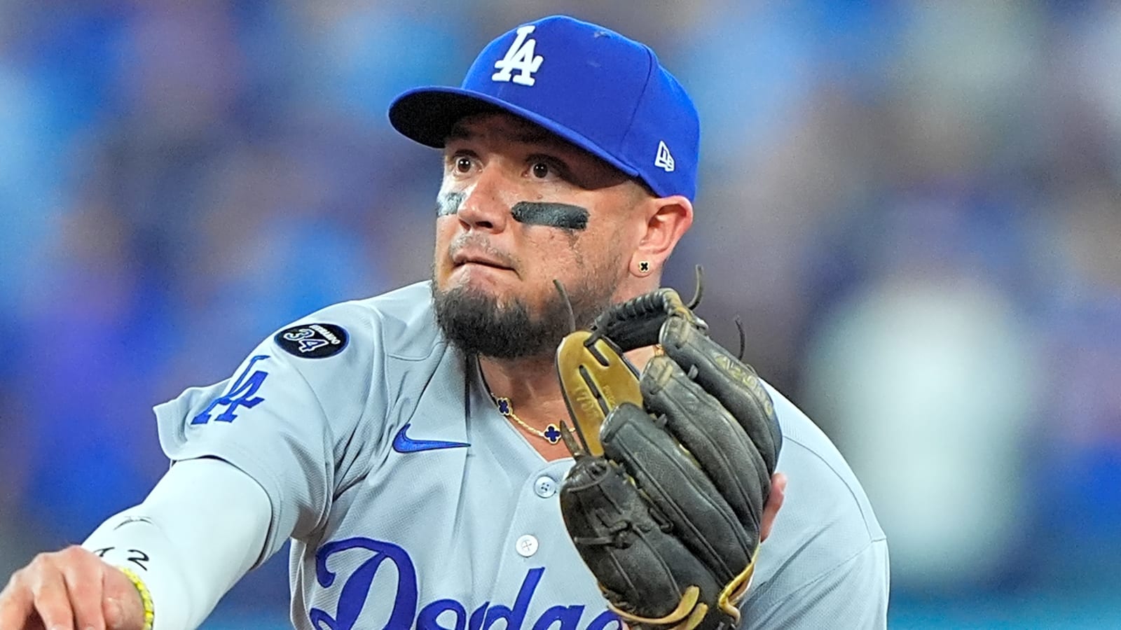 1600x900 Dodgers' Miguel Rojas is this generation's Hal Smith