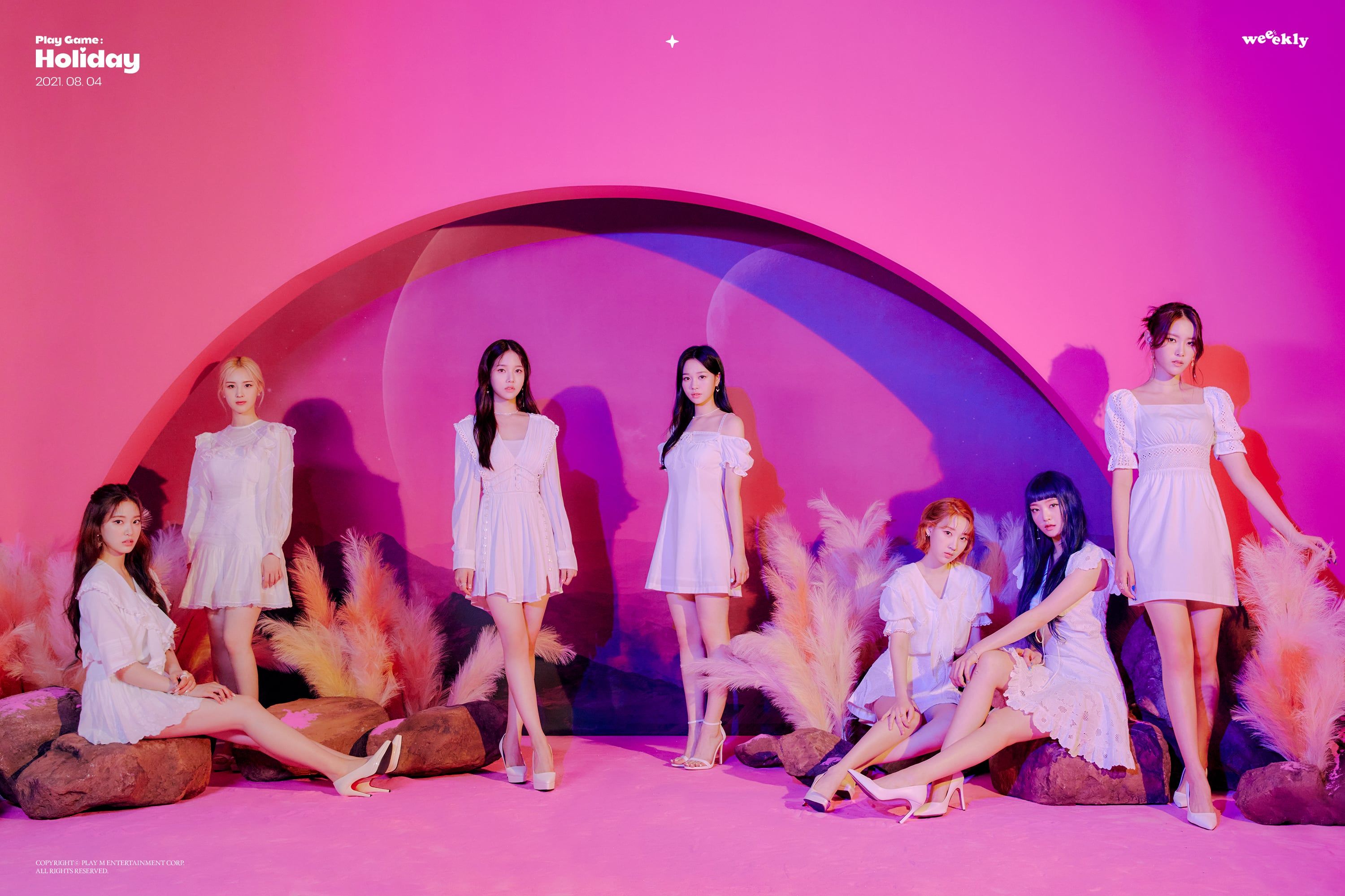 3000x2000 Weeekly 4th Mini Album: Play Game: Holiday (Group Concept Photo)