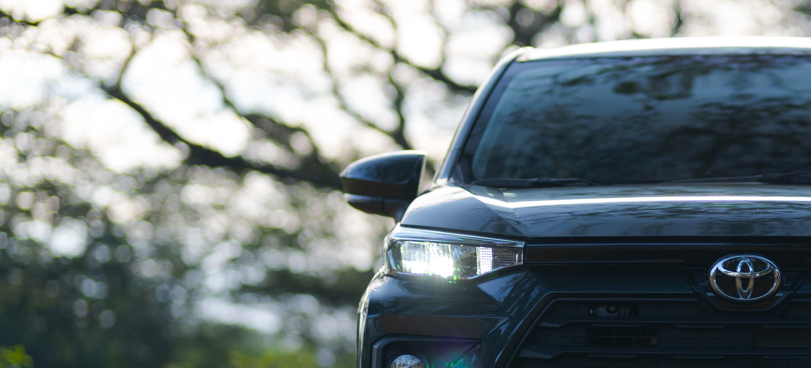 3219x1464 Toyota Avanza 2024 Wallpaper