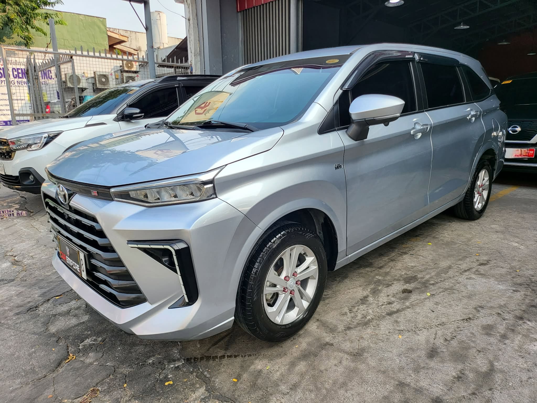 2048x1536 Toyota Avanza 1.3 E 40K KM Casa Maintained A T