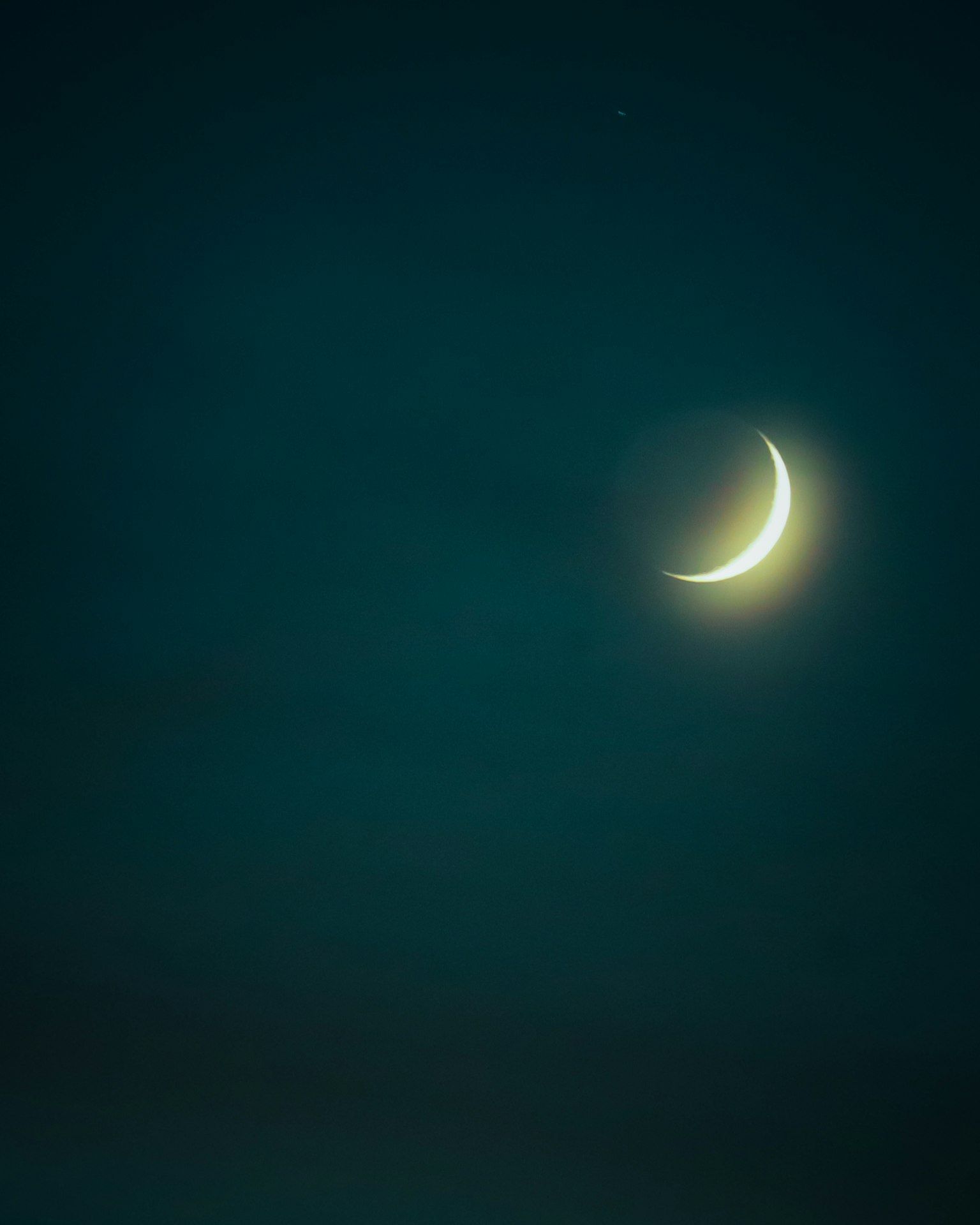 1536x1920 notte stellata in Giappone의 사진. 로열티 프리 이미지 및 고해상도 사진 다운로드