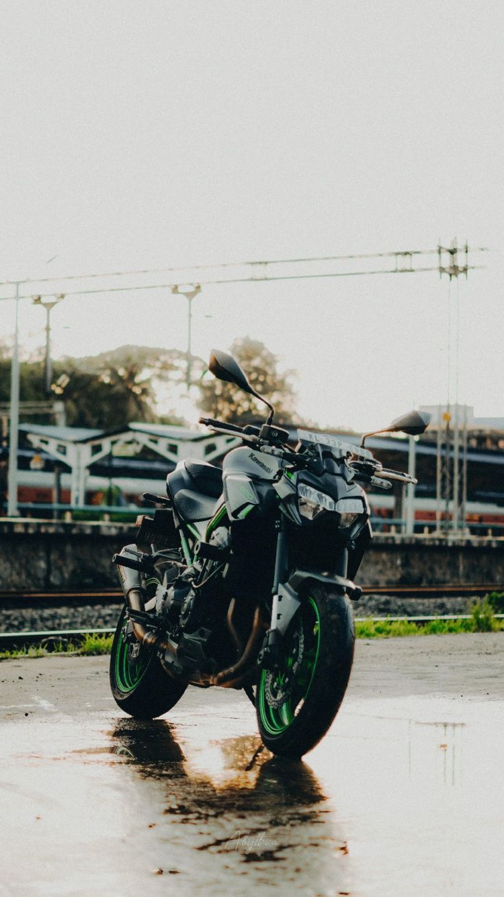736x1308 Z900