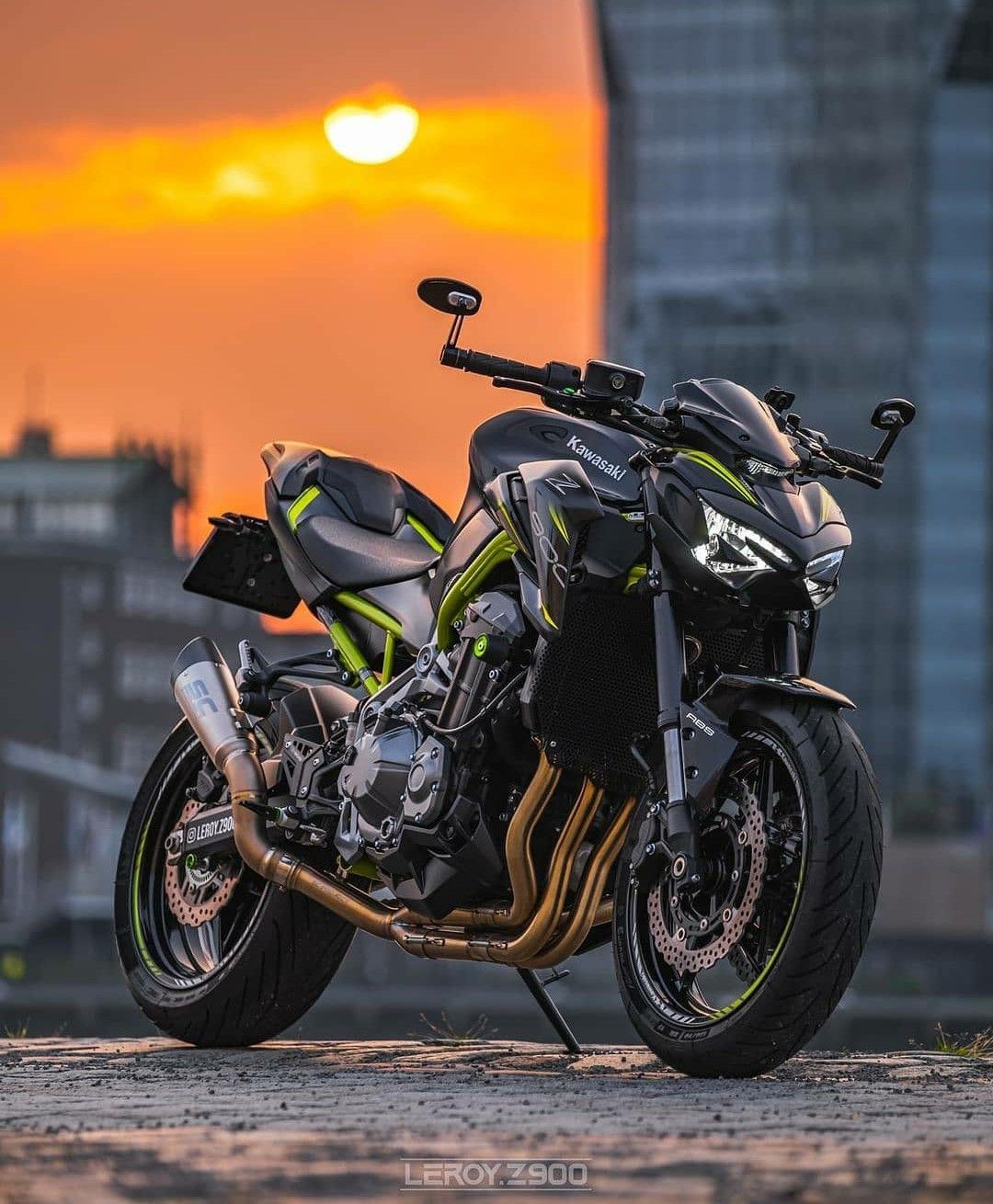 1080x1310 Z900 iPhone Wallpaper