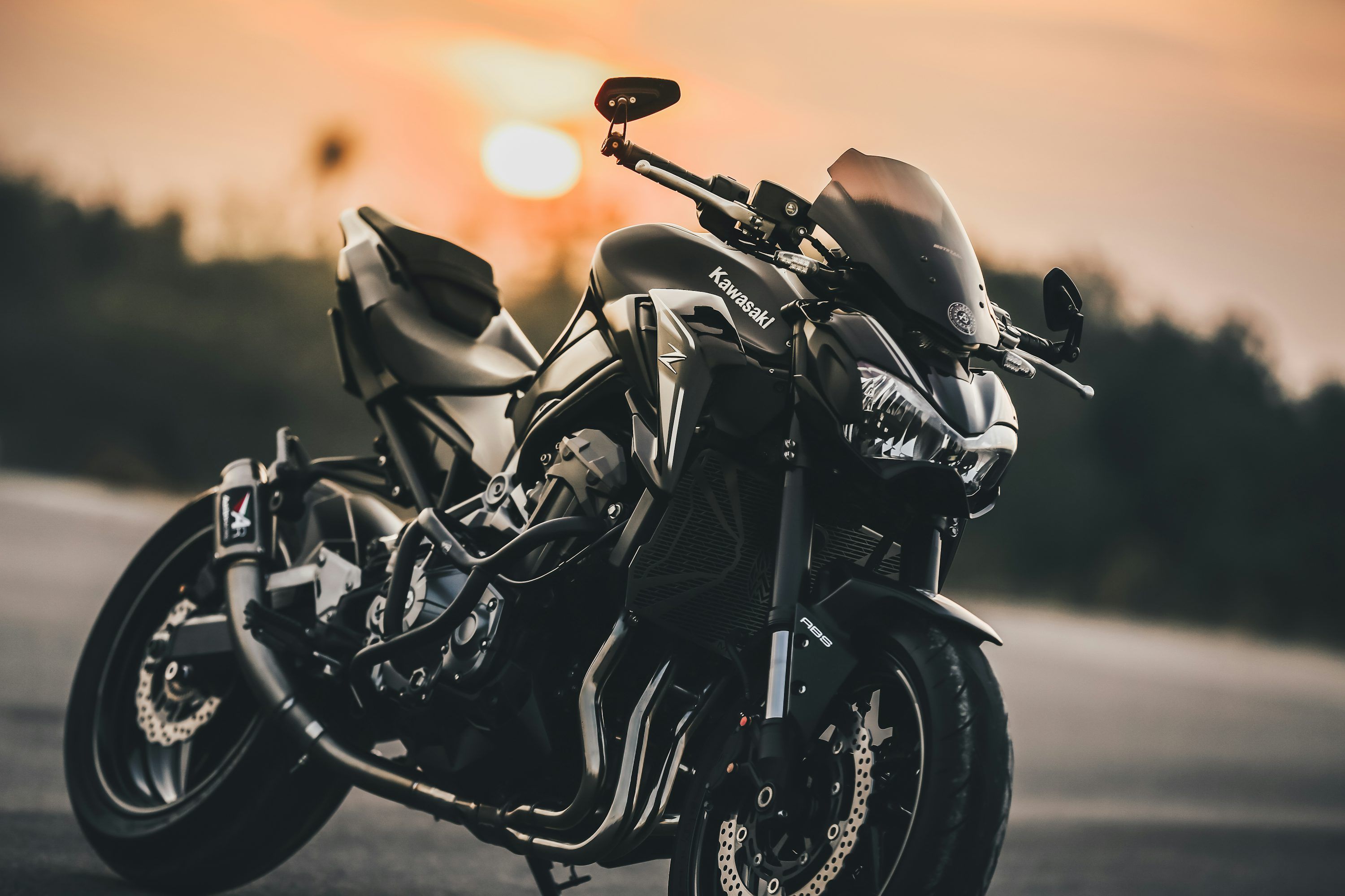 3000x2000 Kawasaki Z900 Picture. Download Free Image