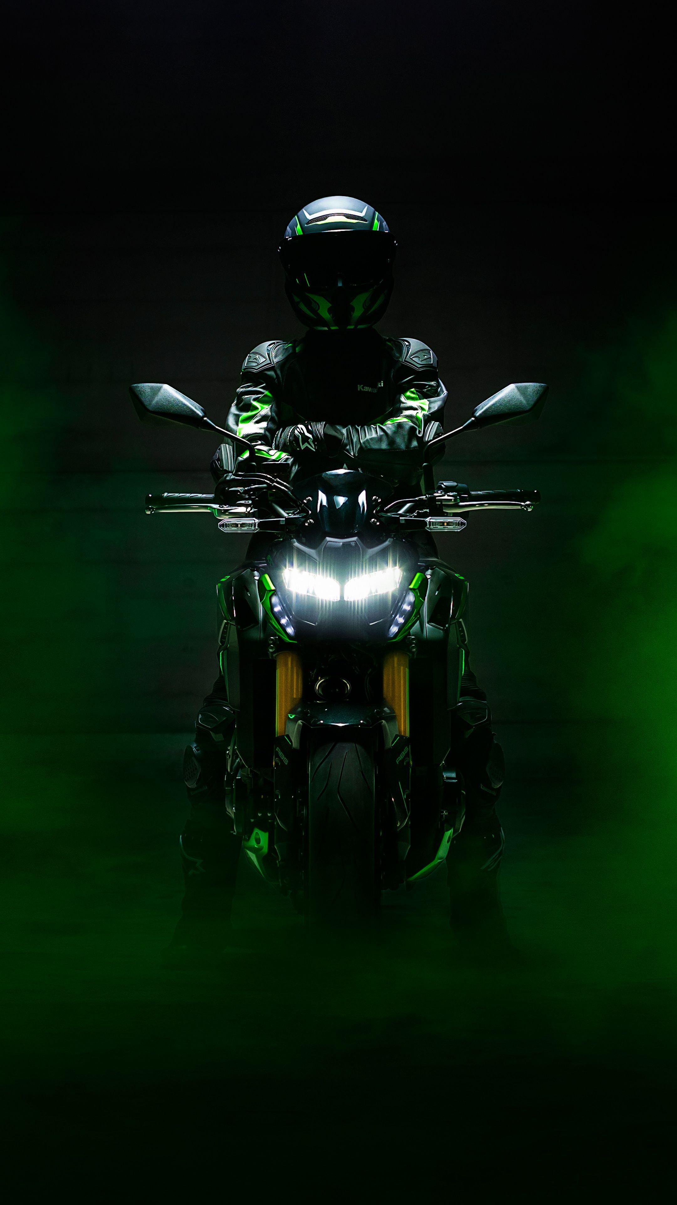 2160x3840 Z900 Kawasaki Wallpaper 4k