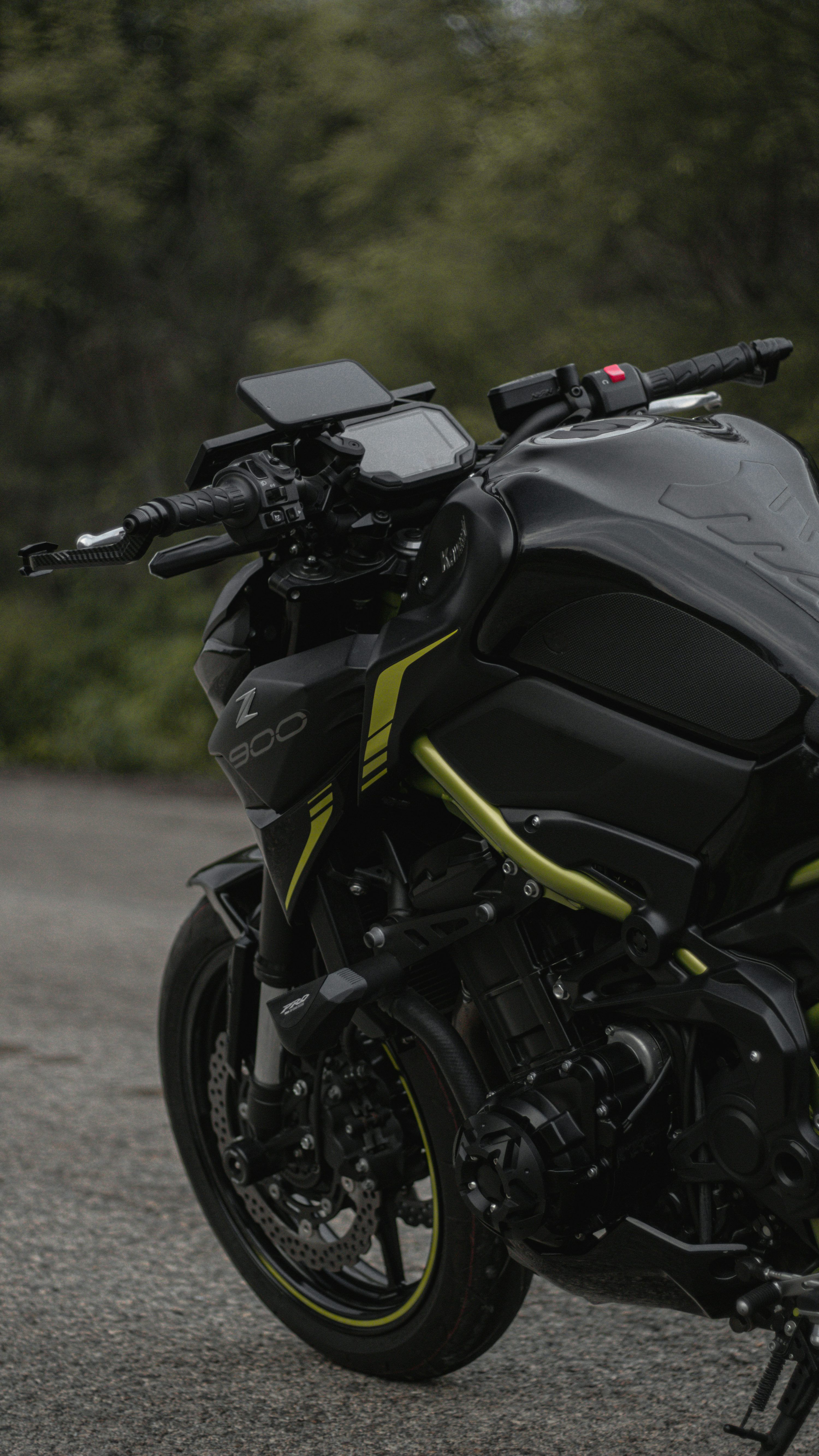 3000x5333 Kawasaki Z900 Picture. Download Free Image