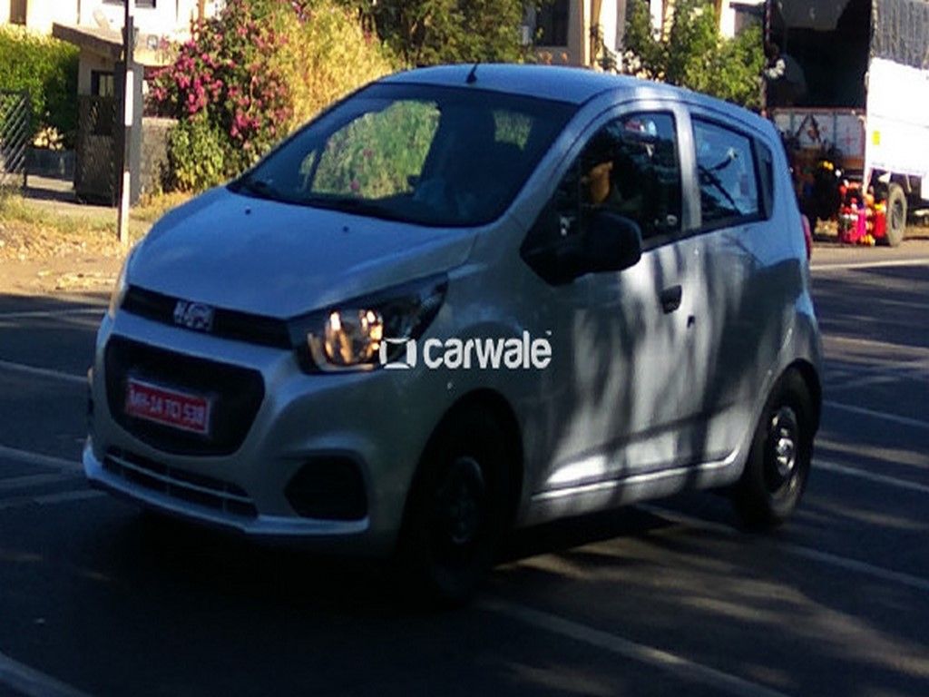 1024x768 Chevrolet Beat Facelift Spied Undisguised