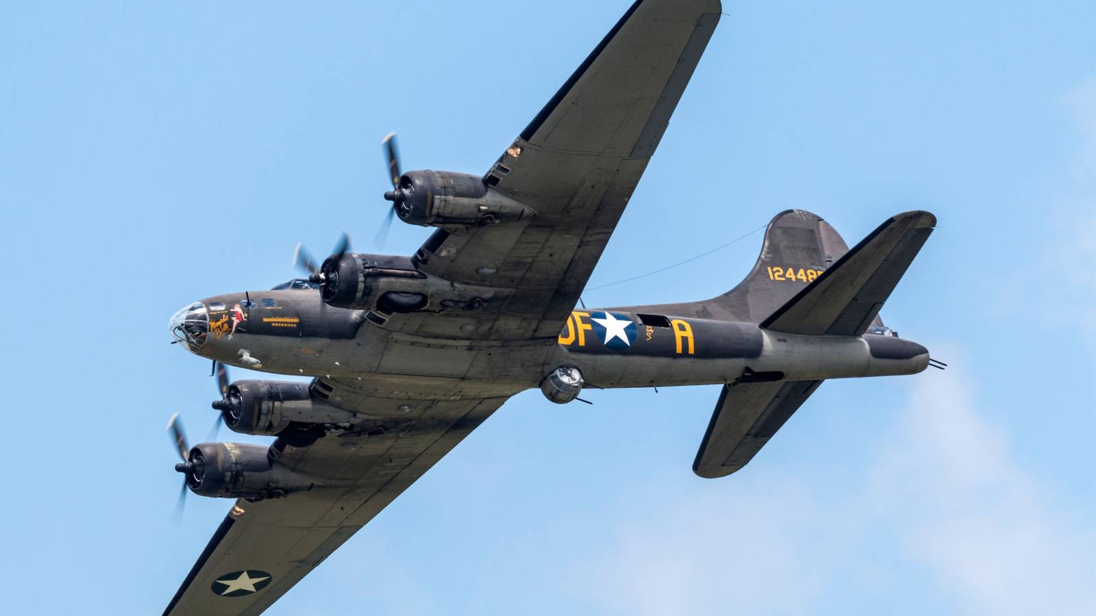 1600x900 Things That Made The B 17 Bomber An Incredible Aircraft