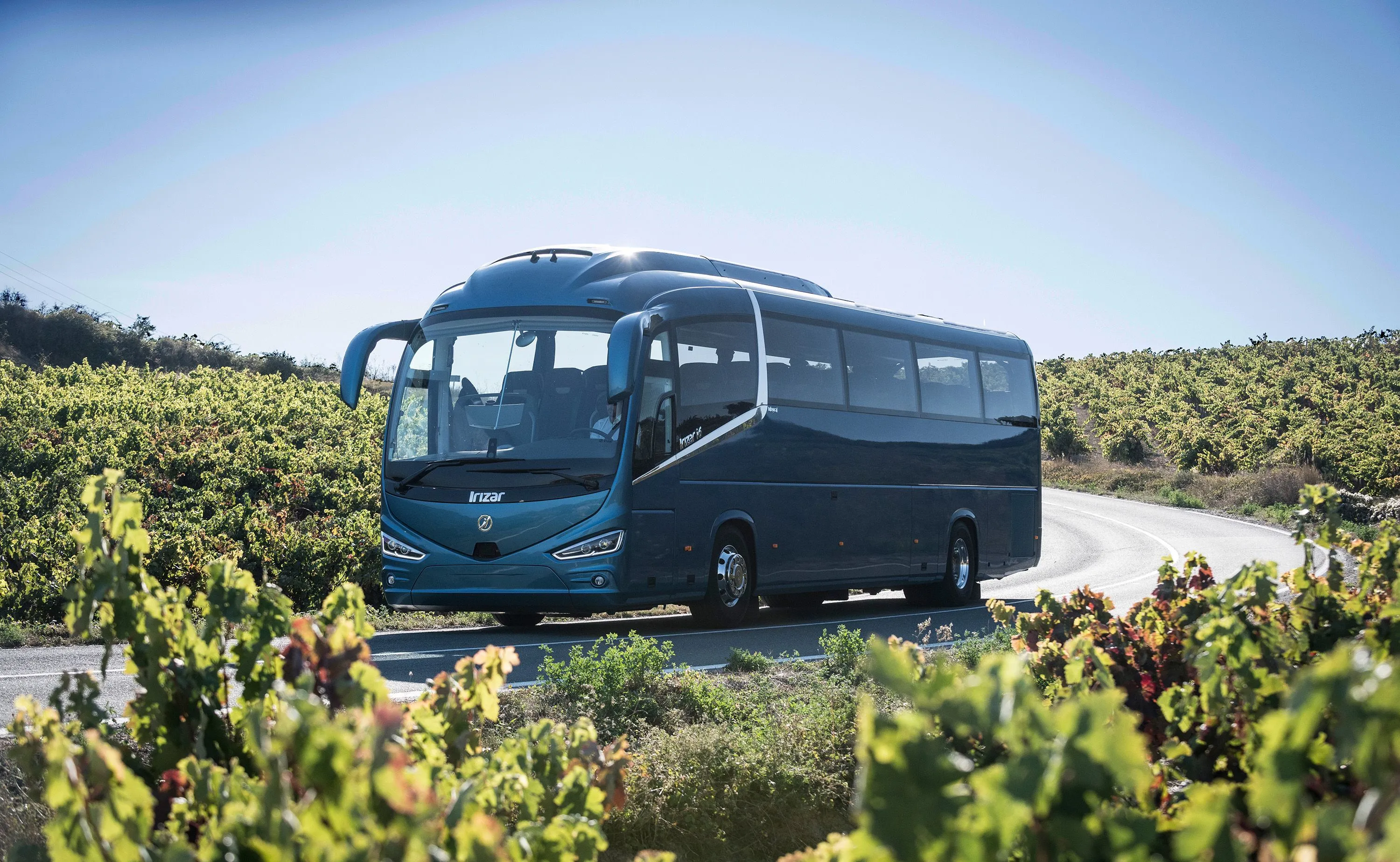 3000x1848 Irizar I6s Wallpaper