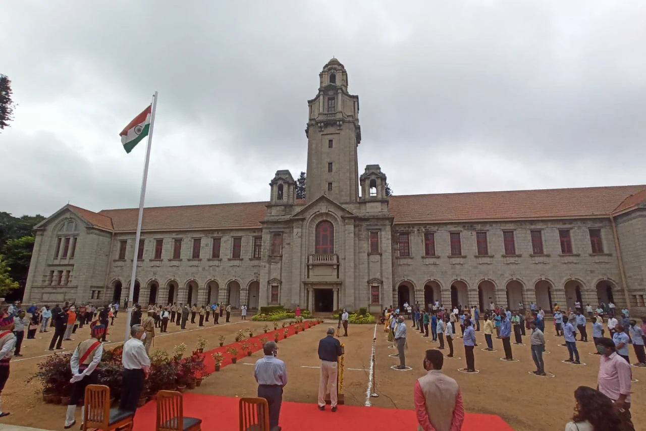 1280x854 IISc Bangalore On X: Independence Day Celebration At IISc: The National Flag Was Hoisted By The Director. On The Occasion, Frontline Workers (doctors, Nurses, Security Personnel, Housekeeping Hostel Staff) Were Also Honoured For