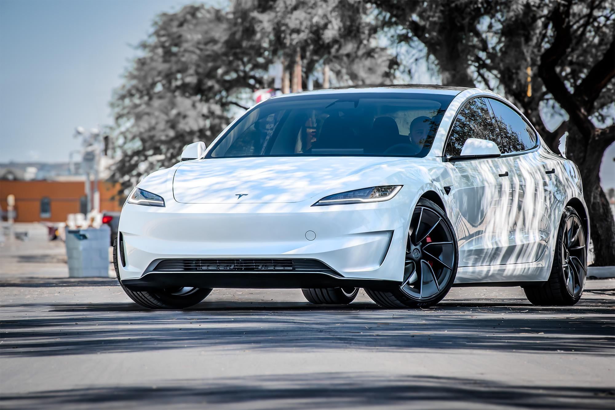 2000x1333 Just sharing a Model 3 Performance Photo I took today