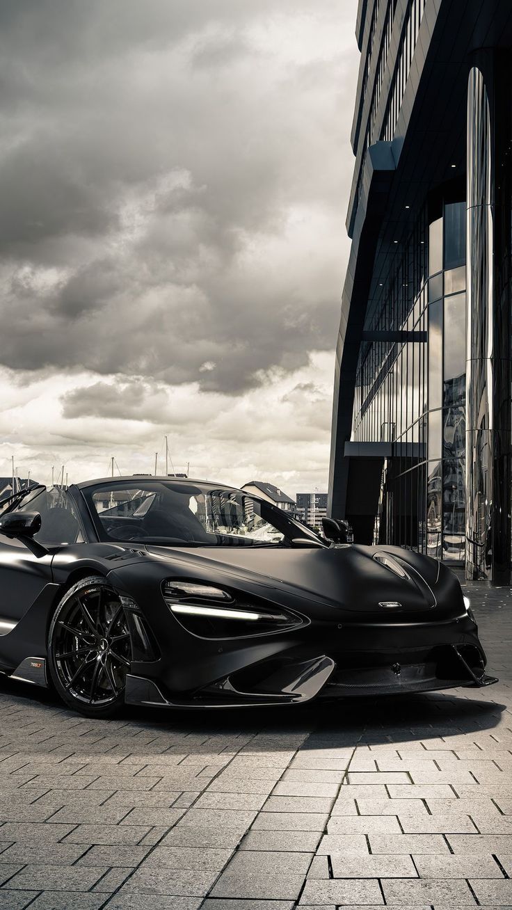 736x1308 McLaren 765LT