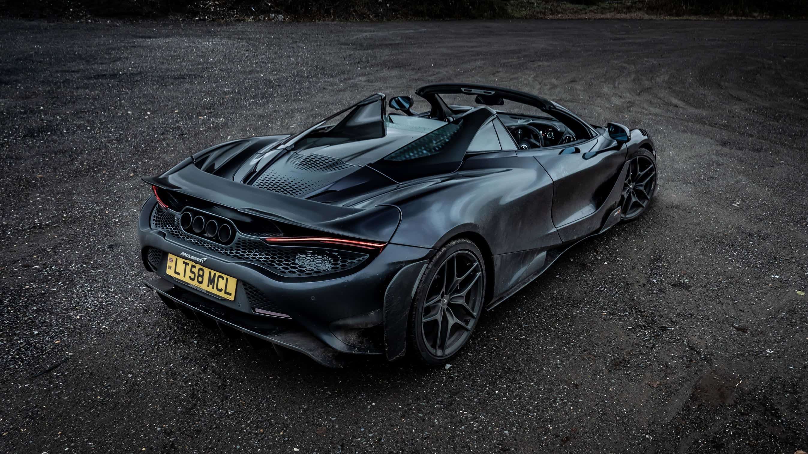 2694x1515 Download McLaren 765LT in Action Wallpaper