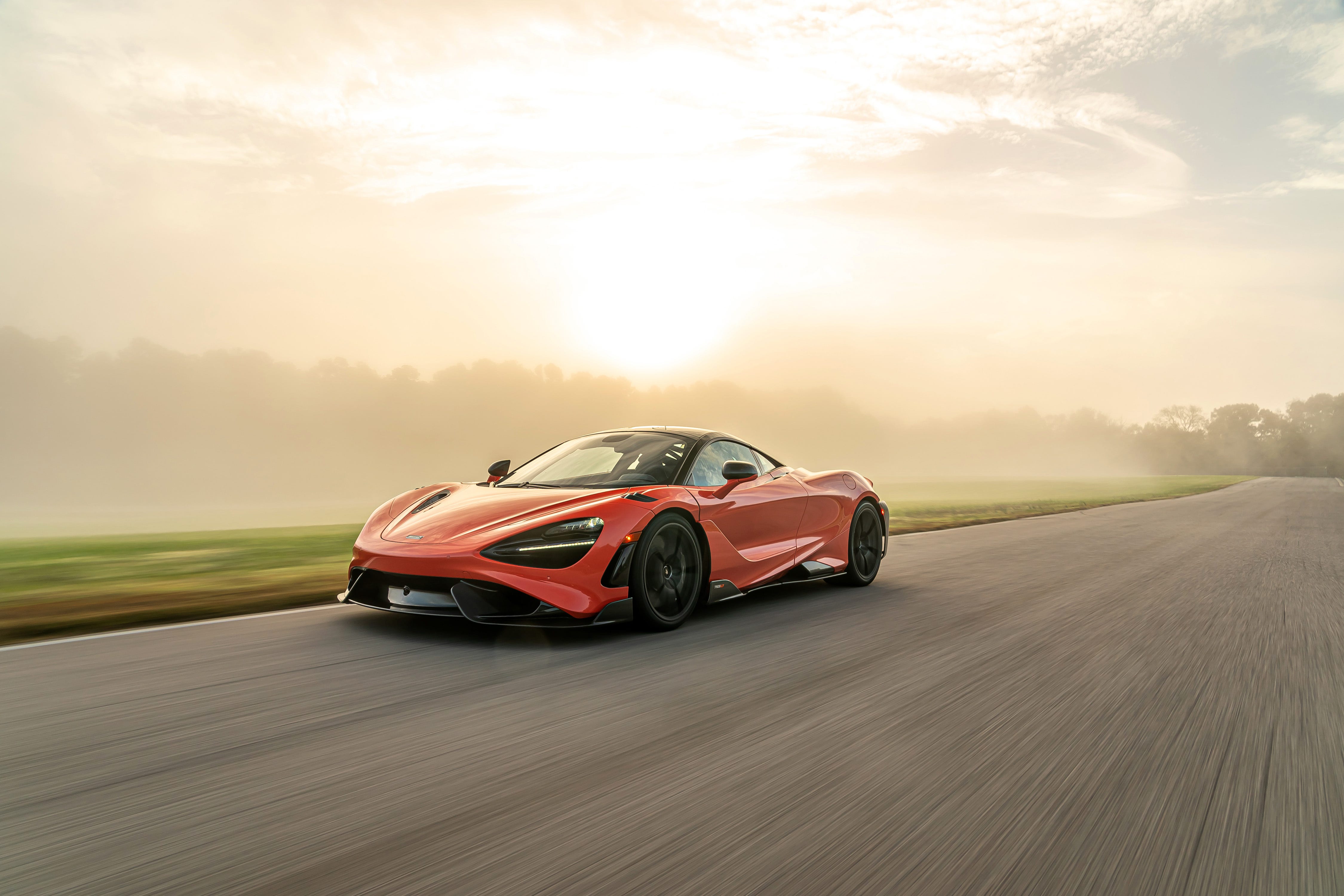 4500x3000 McLaren 765LT at Lightning Lap 2021
