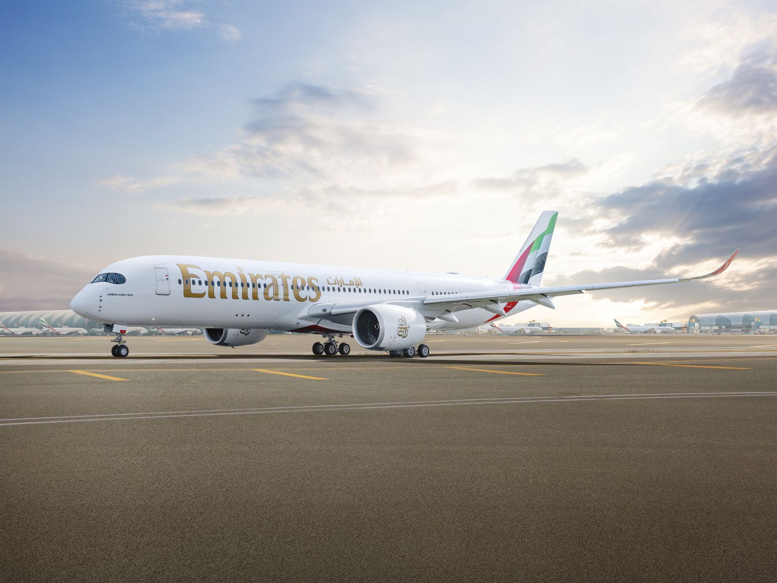 1600x1200 Emirates launches A350 service to London Gatwick