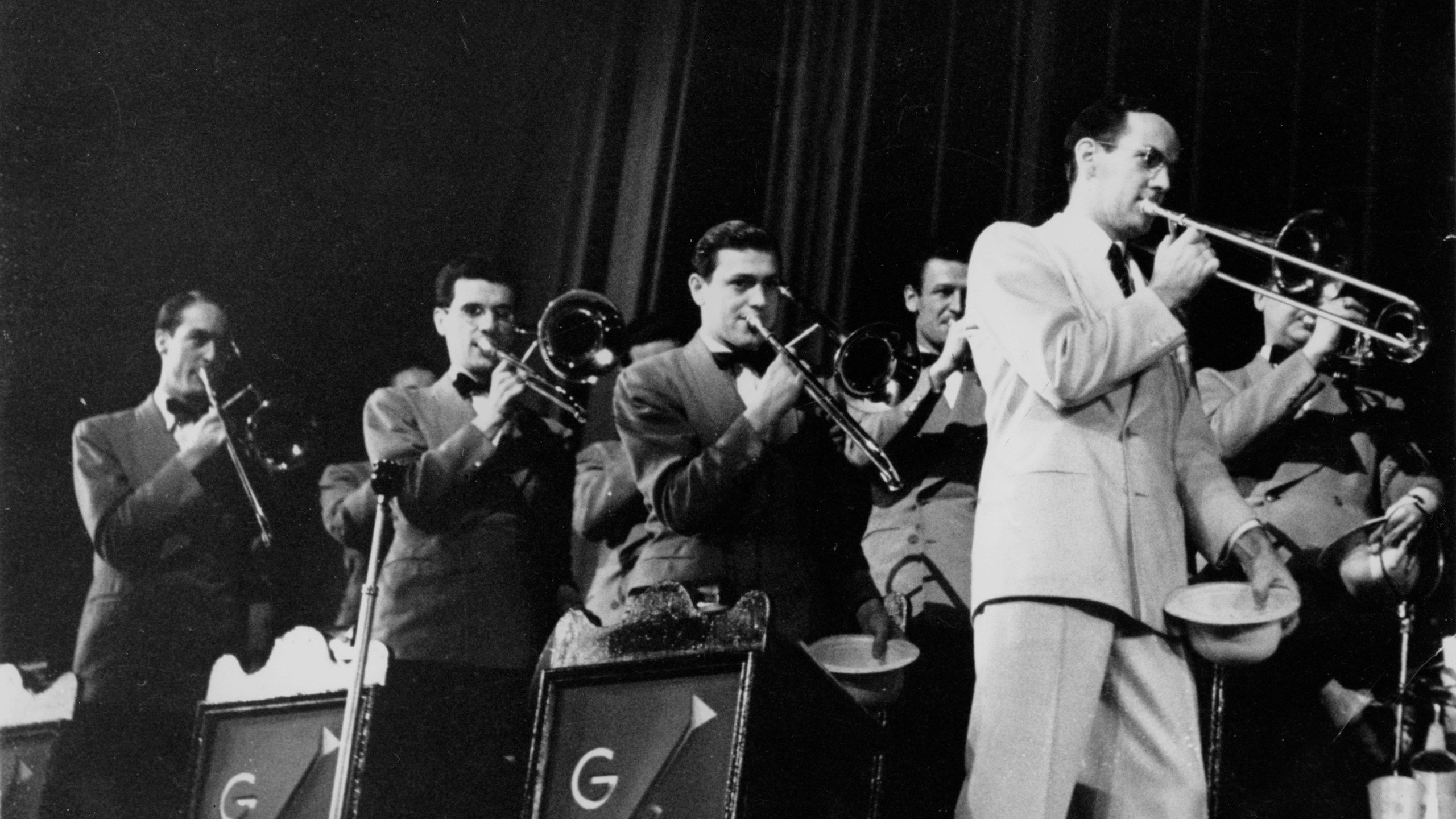 2560x1440 April 1940: Pennsylvania Six Five Oh Oh Oh!