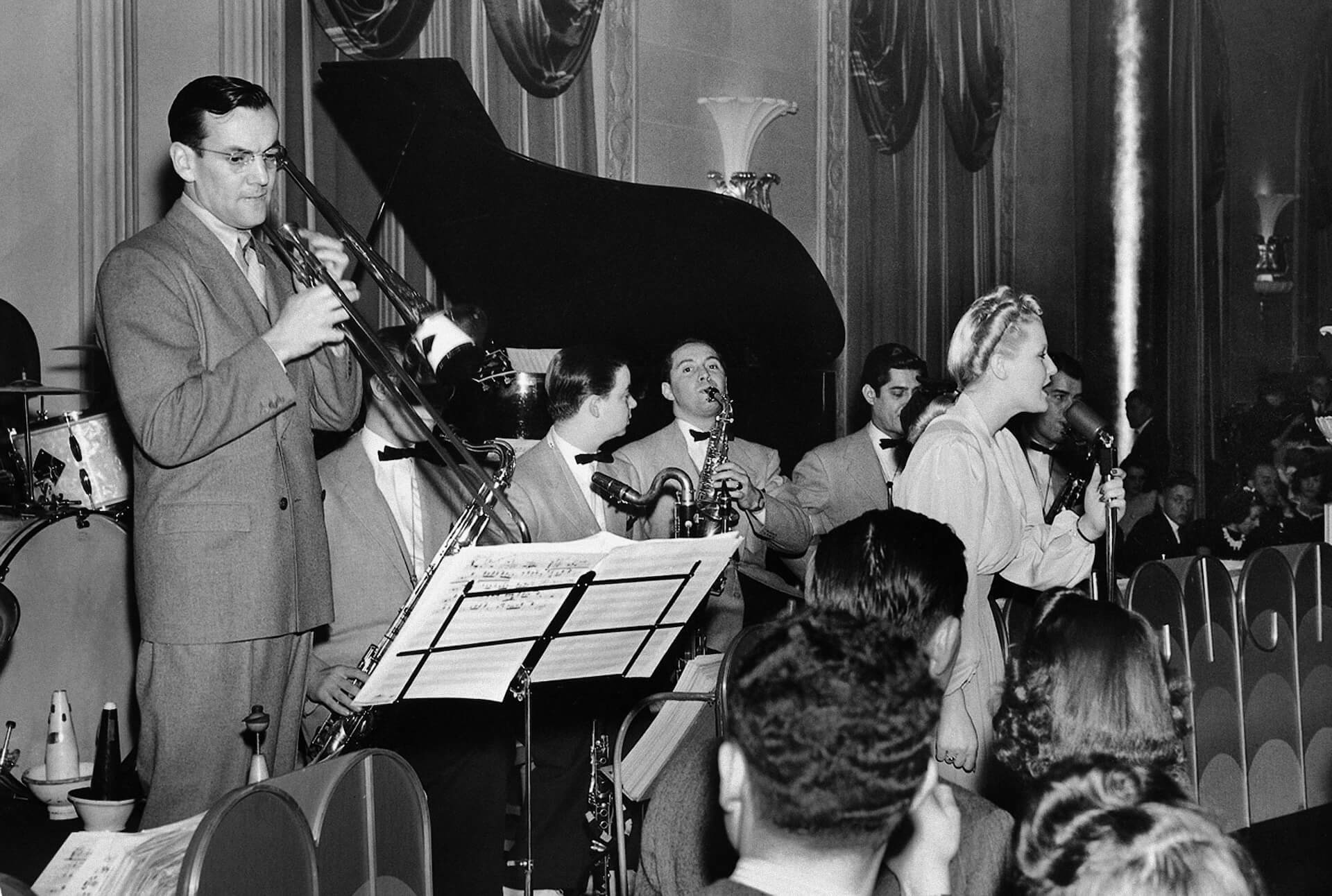 1920x1292 Glenn Miller Wallpaper Glenn Miller Hi Res Graphy And Image Alamy