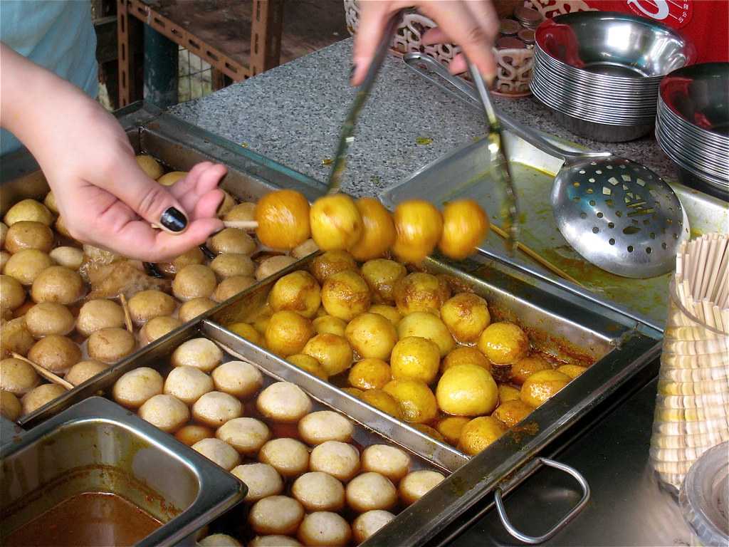 1024x768 Street Food in Hong Kong to Relish on Your Vacation