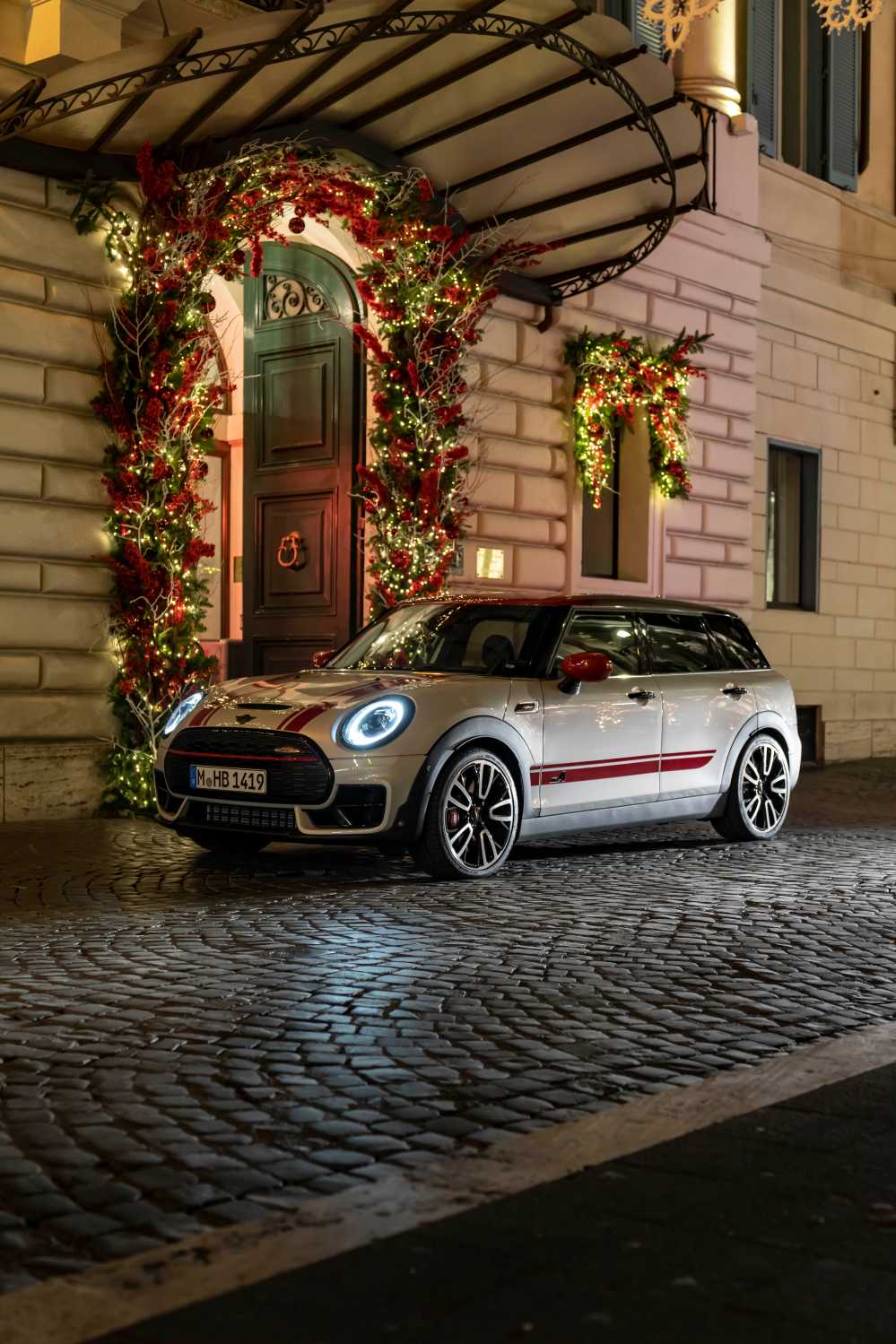 999x1499 POSTCARD STORY. THE MINI JOHN COOPER WORKS CLUBMAN