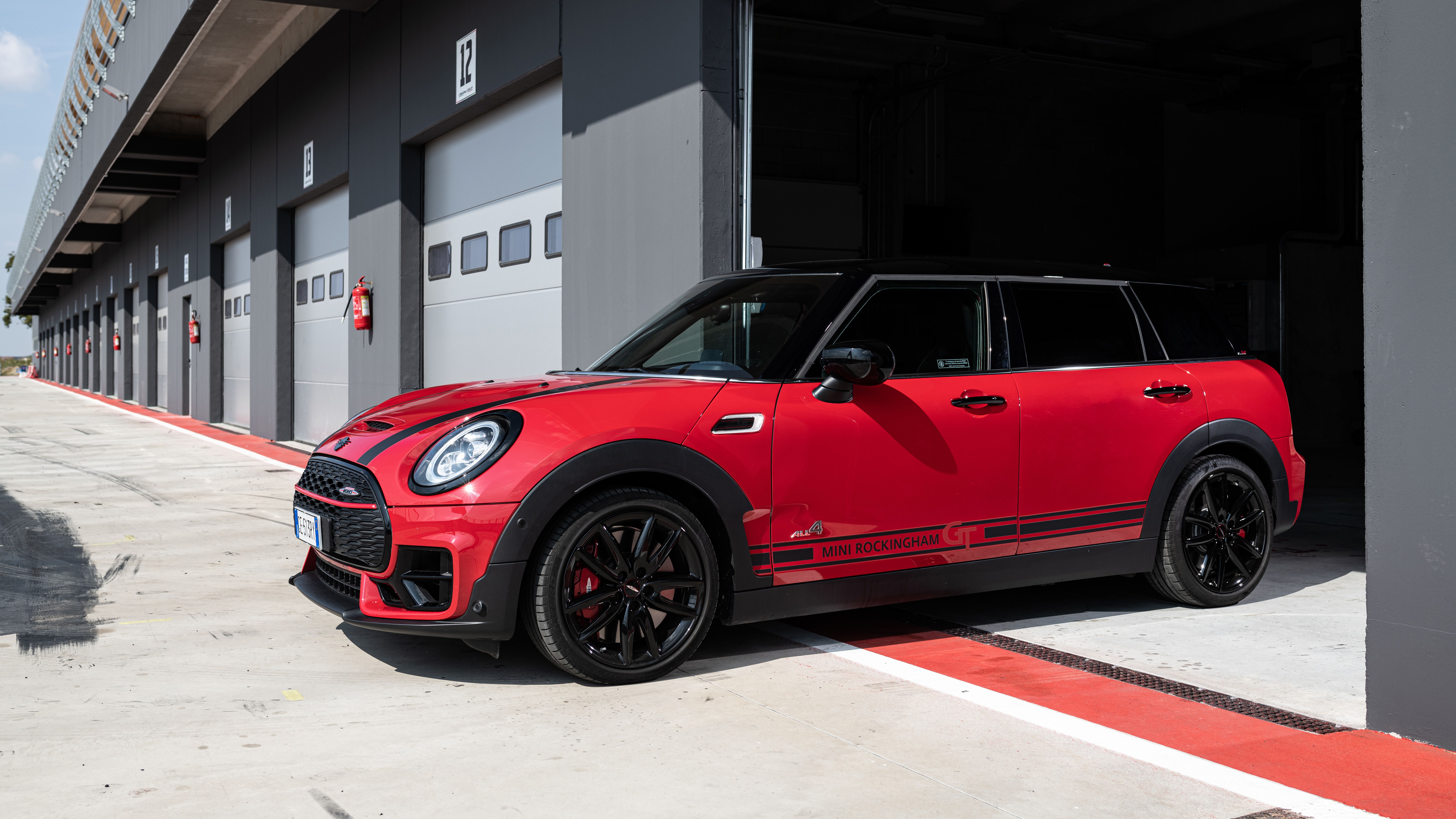 7680x4320 Mini Clubman HD, 4K Car Wallpaper