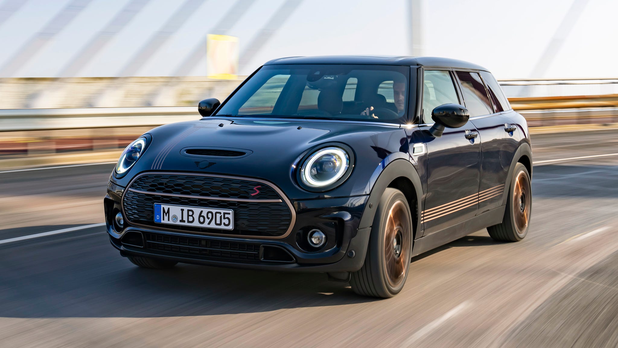 2048x1152 Mini Clubman Review: Expert Insights, Pricing, and Trims