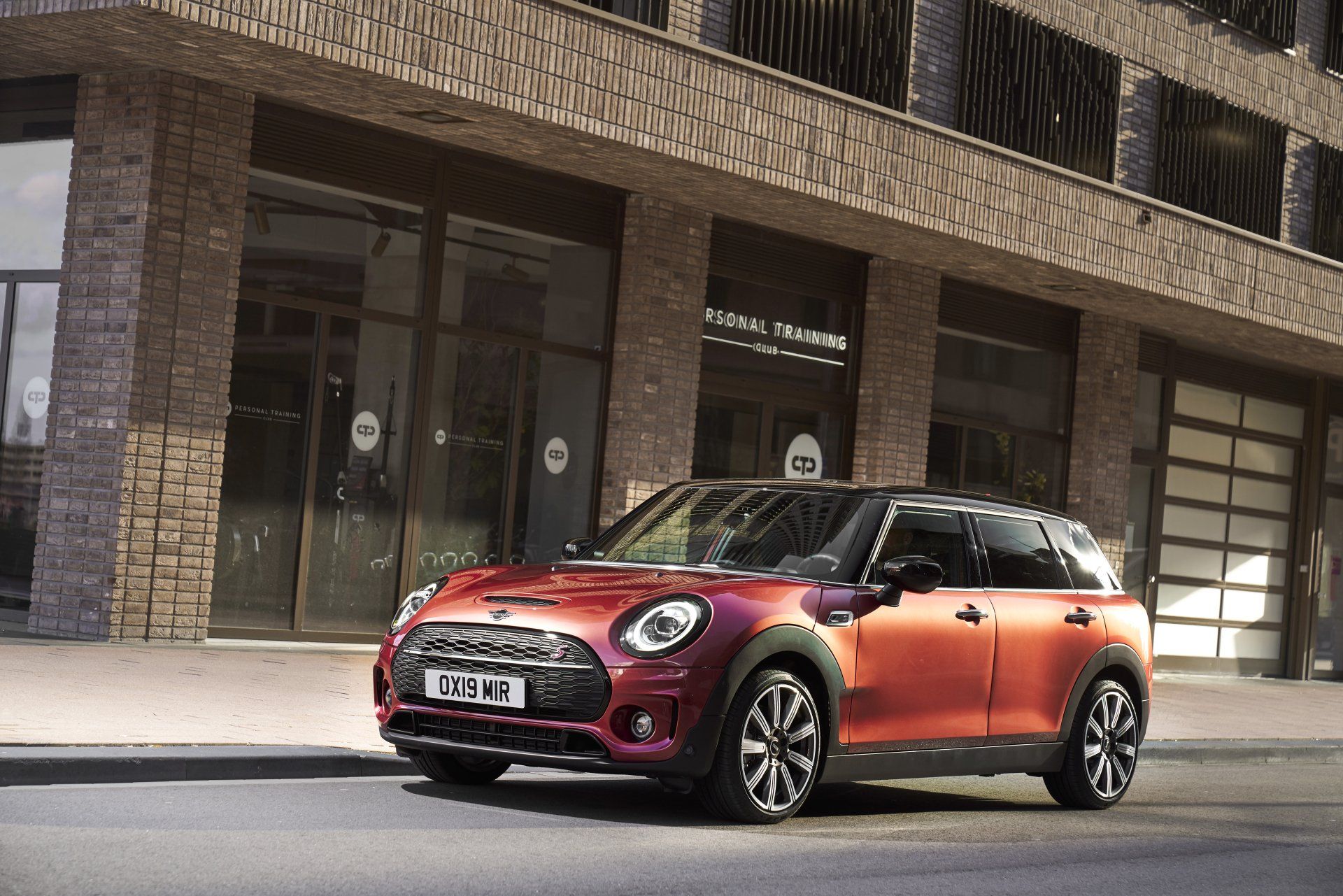 1920x1281 Download Compact Car Car Mini Mini Clubman Vehicle Mini Clubman Cooper S 4k Ultra HD Wallpaperx4254