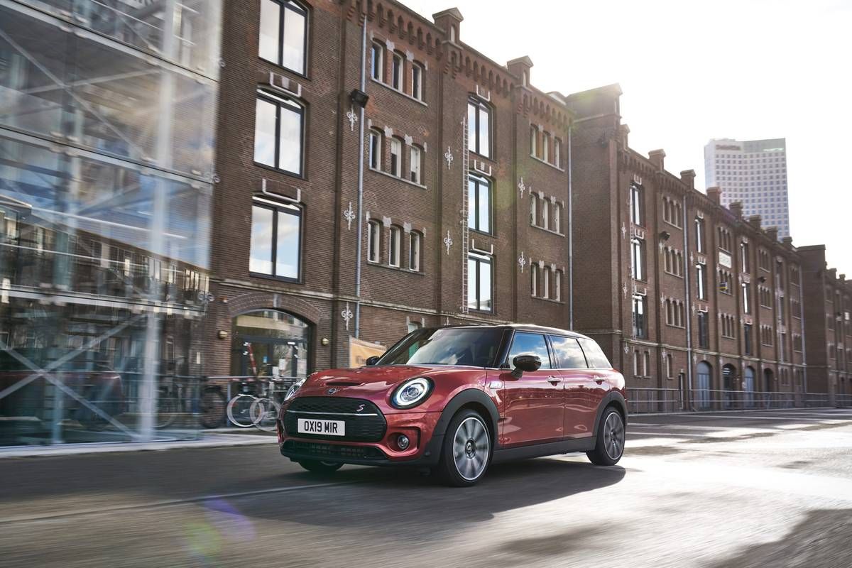 1200x800 Mini Clubman Enters Its Final Year, Starts at $045