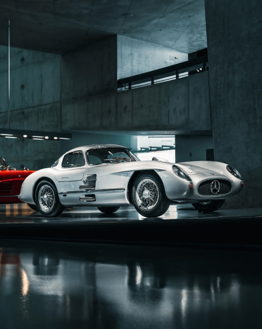860x1080 of 2 Mercedes 300SLR Uhlenhaut Coupes [860 x 1080]