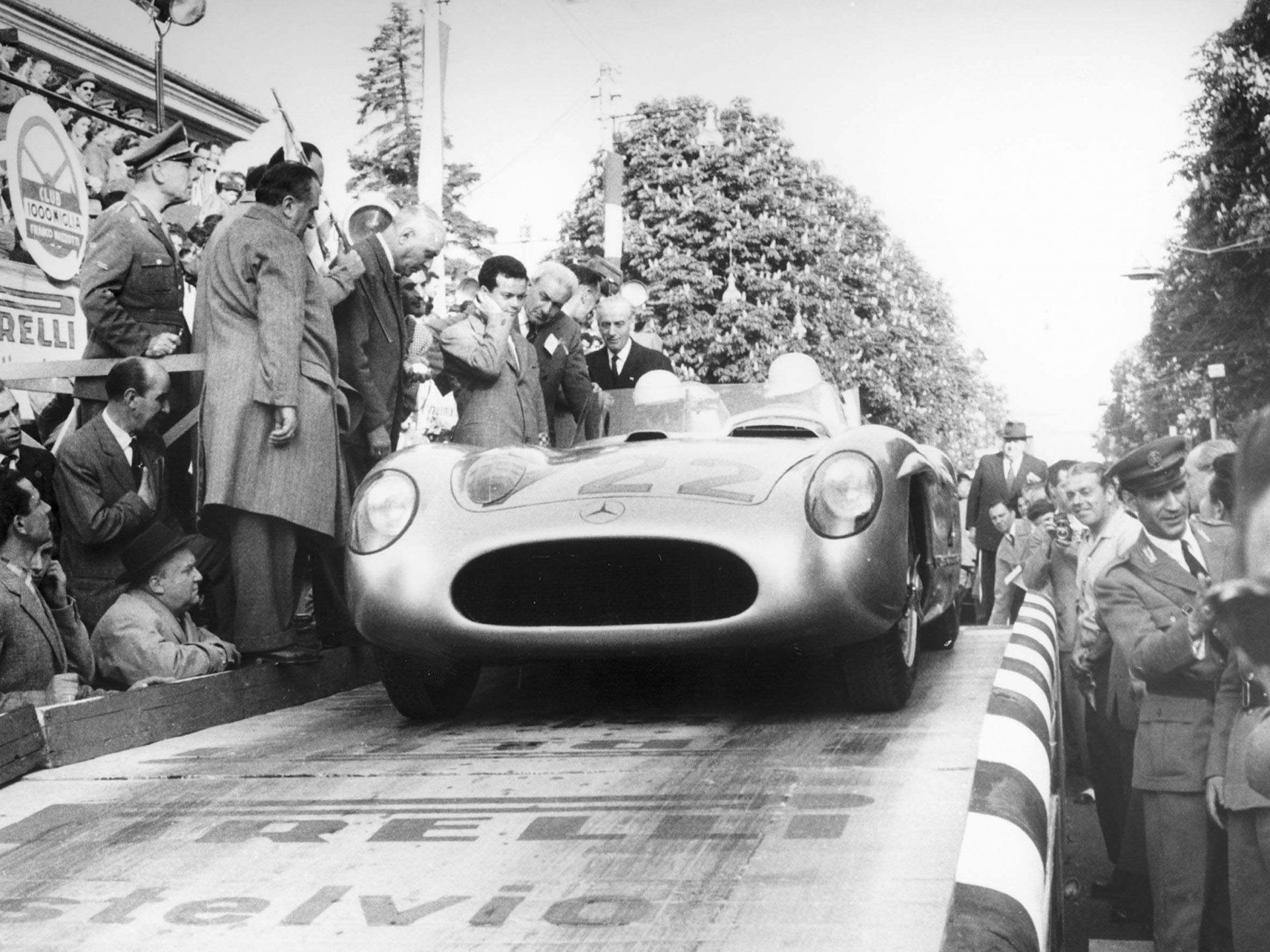 1920x1440 Download Vehicle Mercedes Benz 300 SLR HD Wallpaperx1771