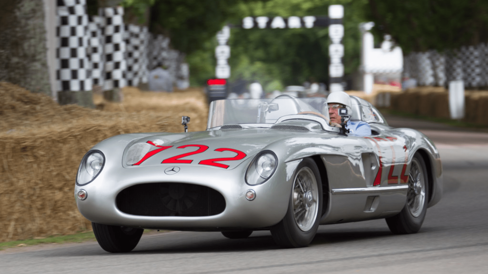 1600x900 Amazing Facts About The Mercedes Benz 300 SLR 722