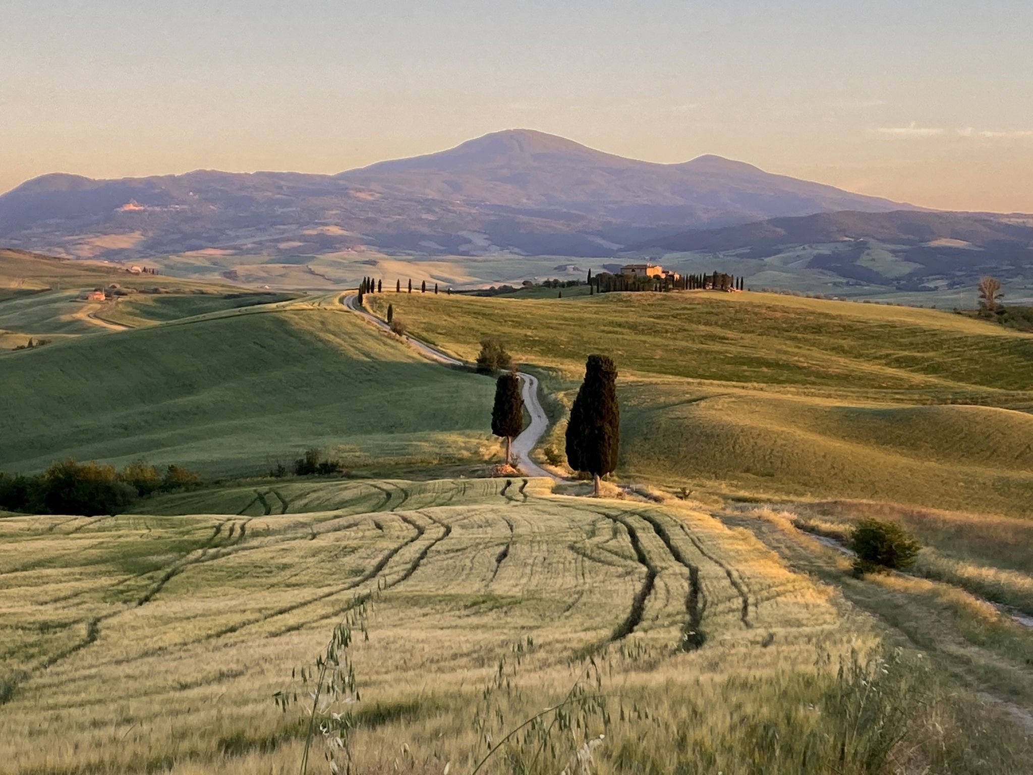 2048x1536 Val d'Orcia: Landscapes, Art Cities, and Gastronomic Excellences progetto di Osvaldo Bevilacqua