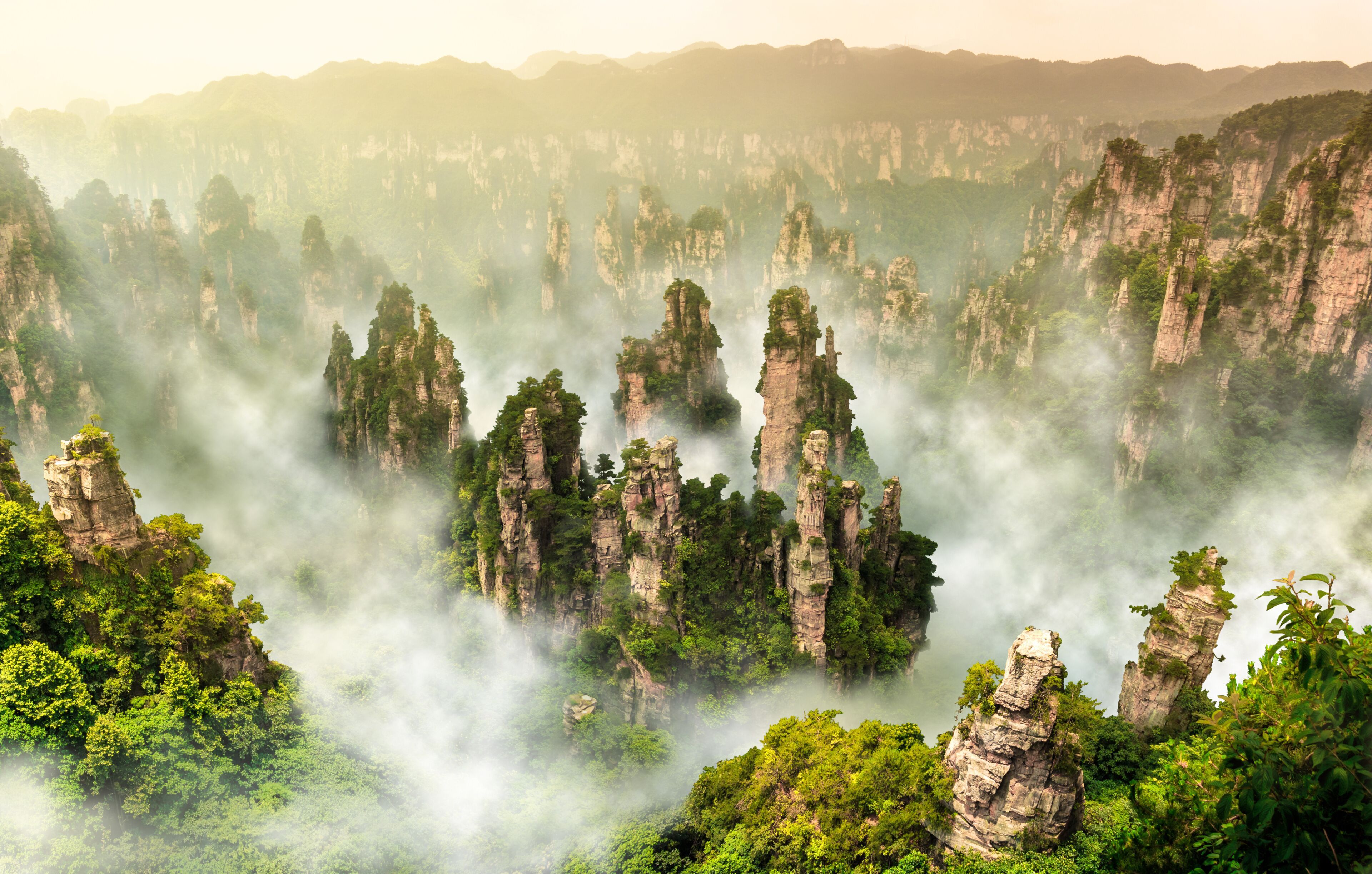 3840x2447 Wulingyuan Scenic Area Tours