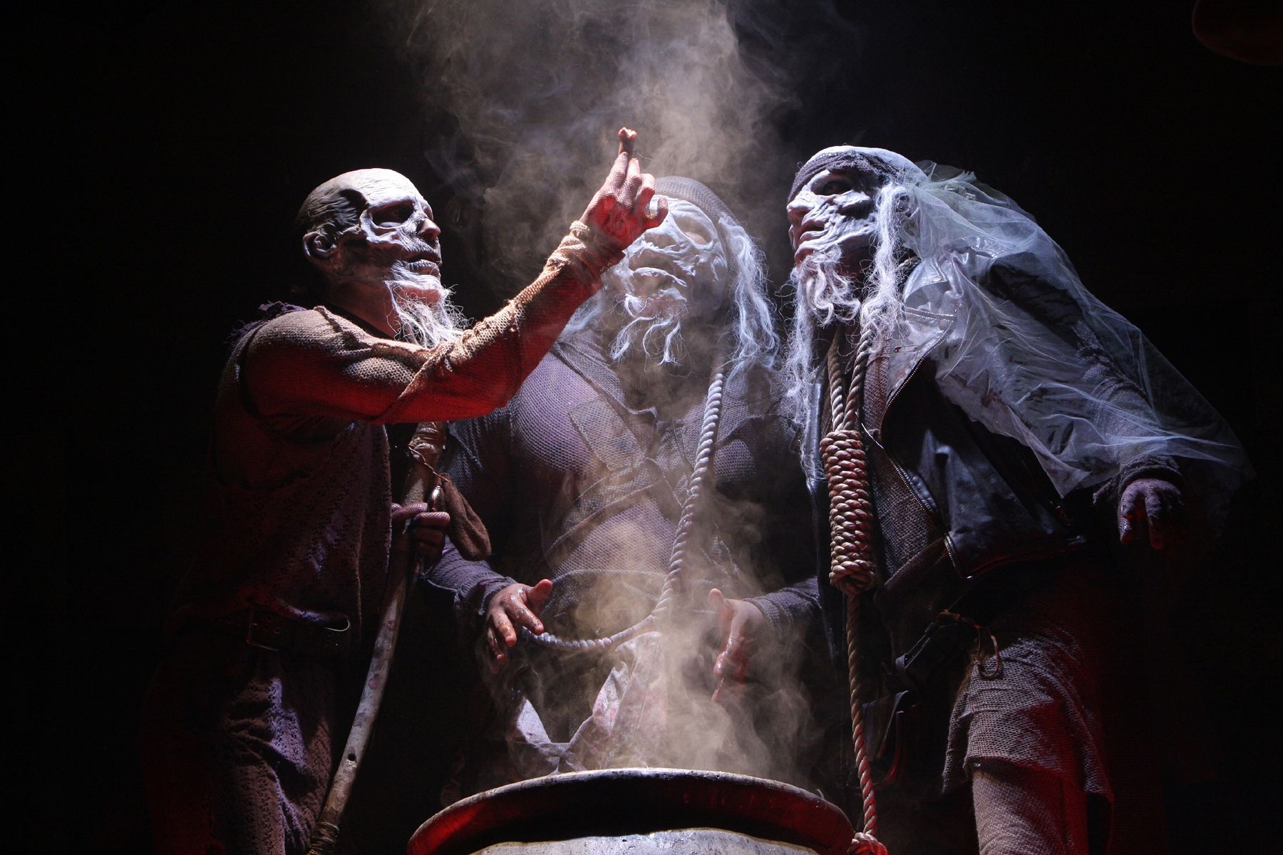 1800x1200 Desktop wallpaper: Horror, Dark, Witch, Creepy, Halloween, Scary, Shakespeare, Spooky, Theatre 4K free download for PC. 552354