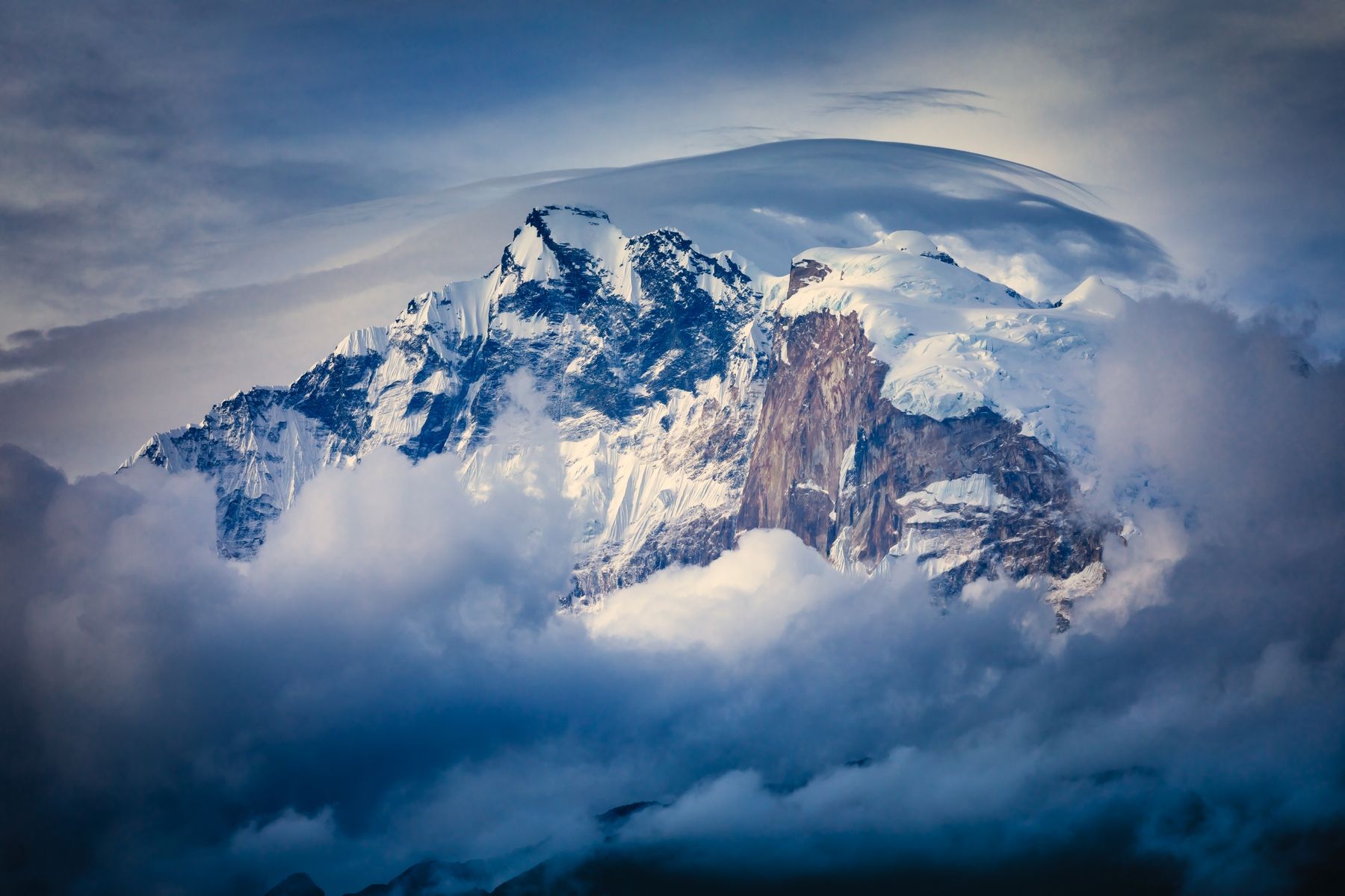 1800x1200 Annapurna Range Wallpaper
