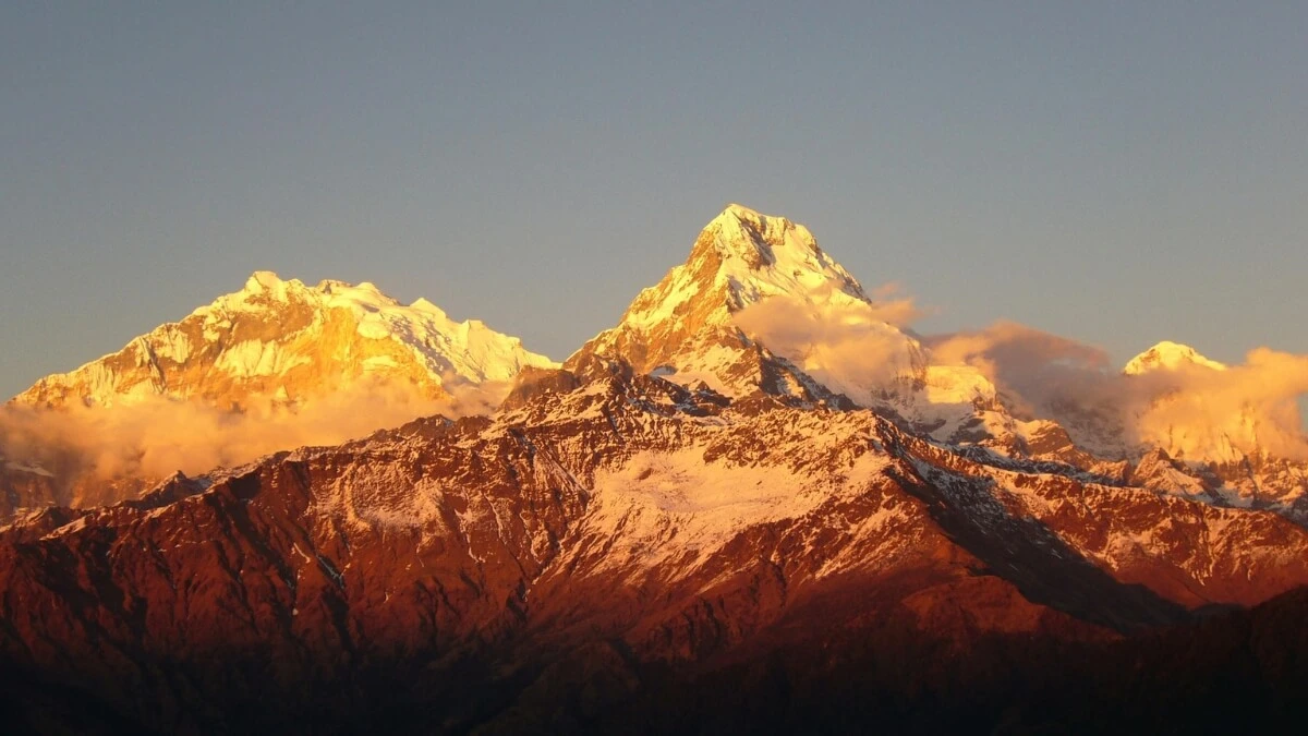 1200x675 Annapurna Himalaya Nepal: Trekking Routes & Guide