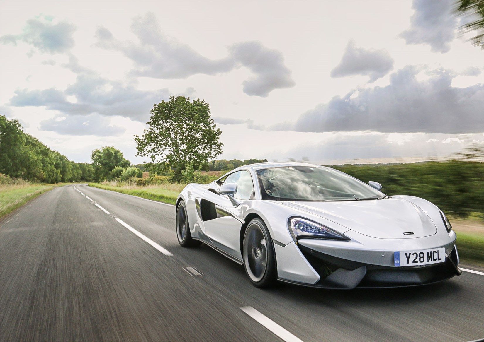 1651x1168 McLaren 540C Wallpaper