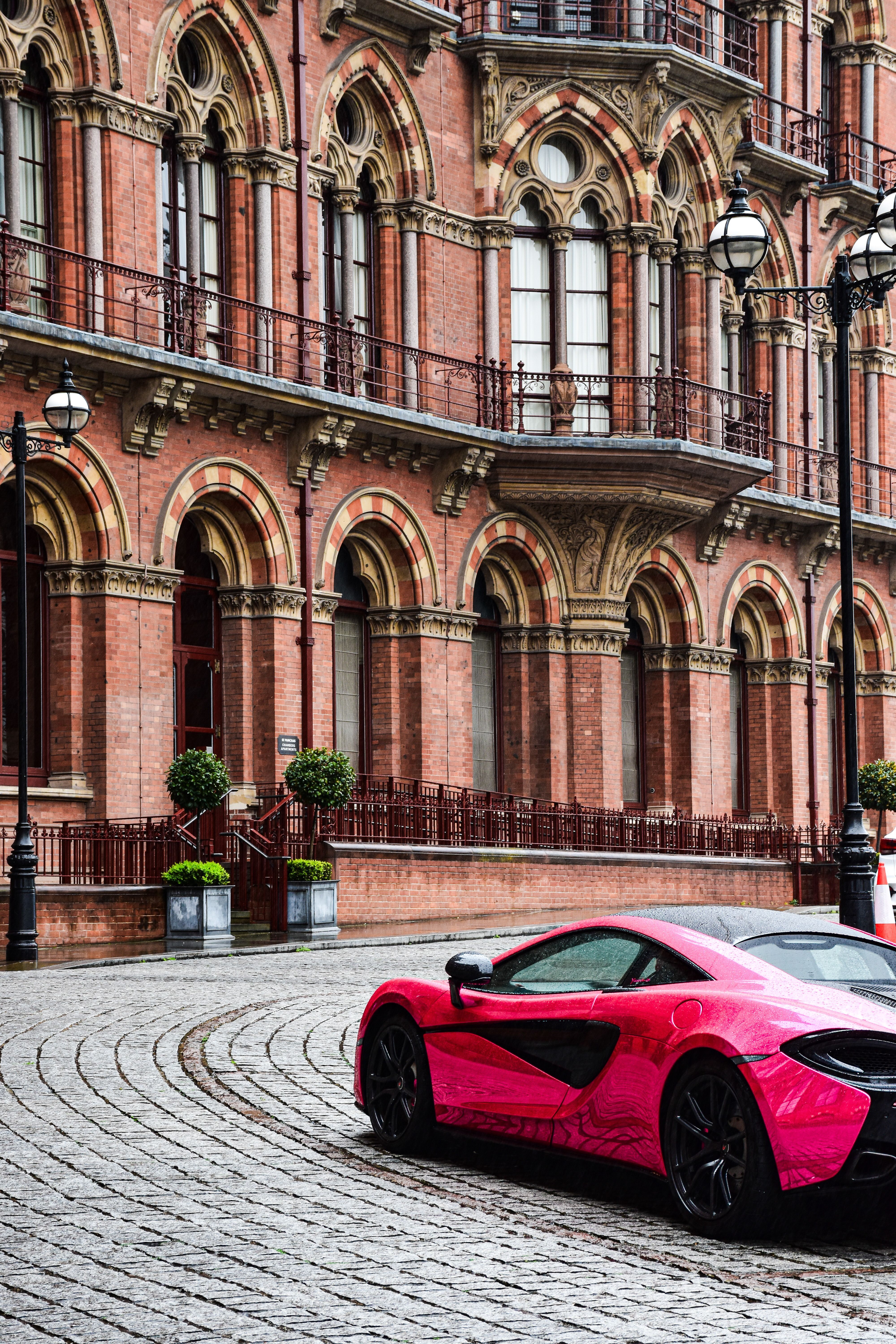 4000x6000 Red McLaren 540C on Pavement · Free