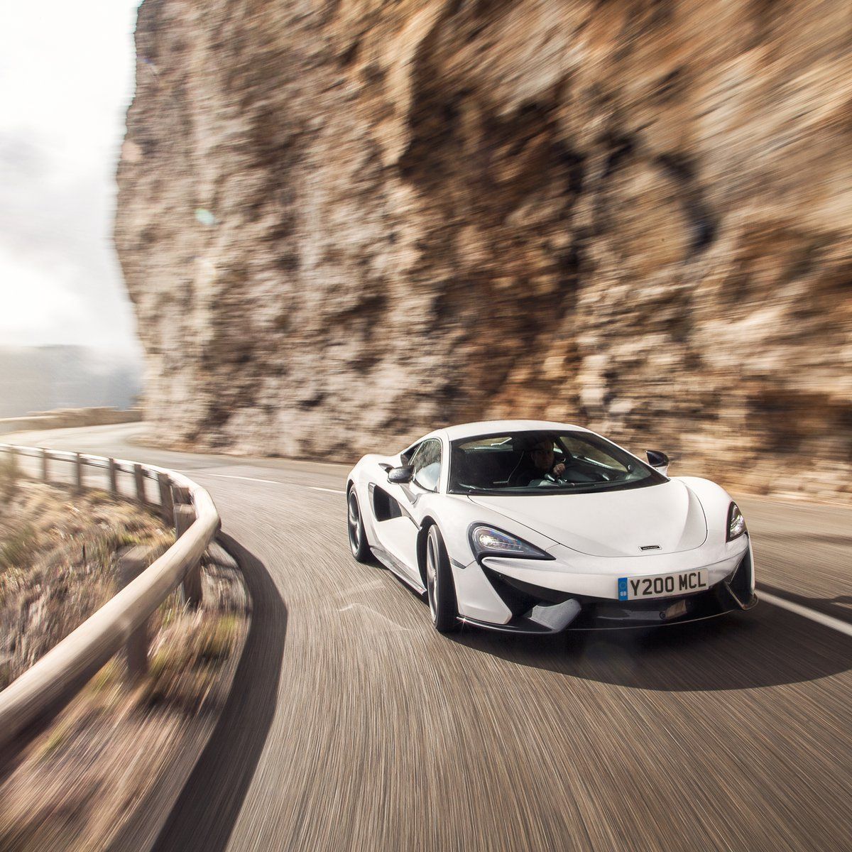 1200x1200 McLaren 540C