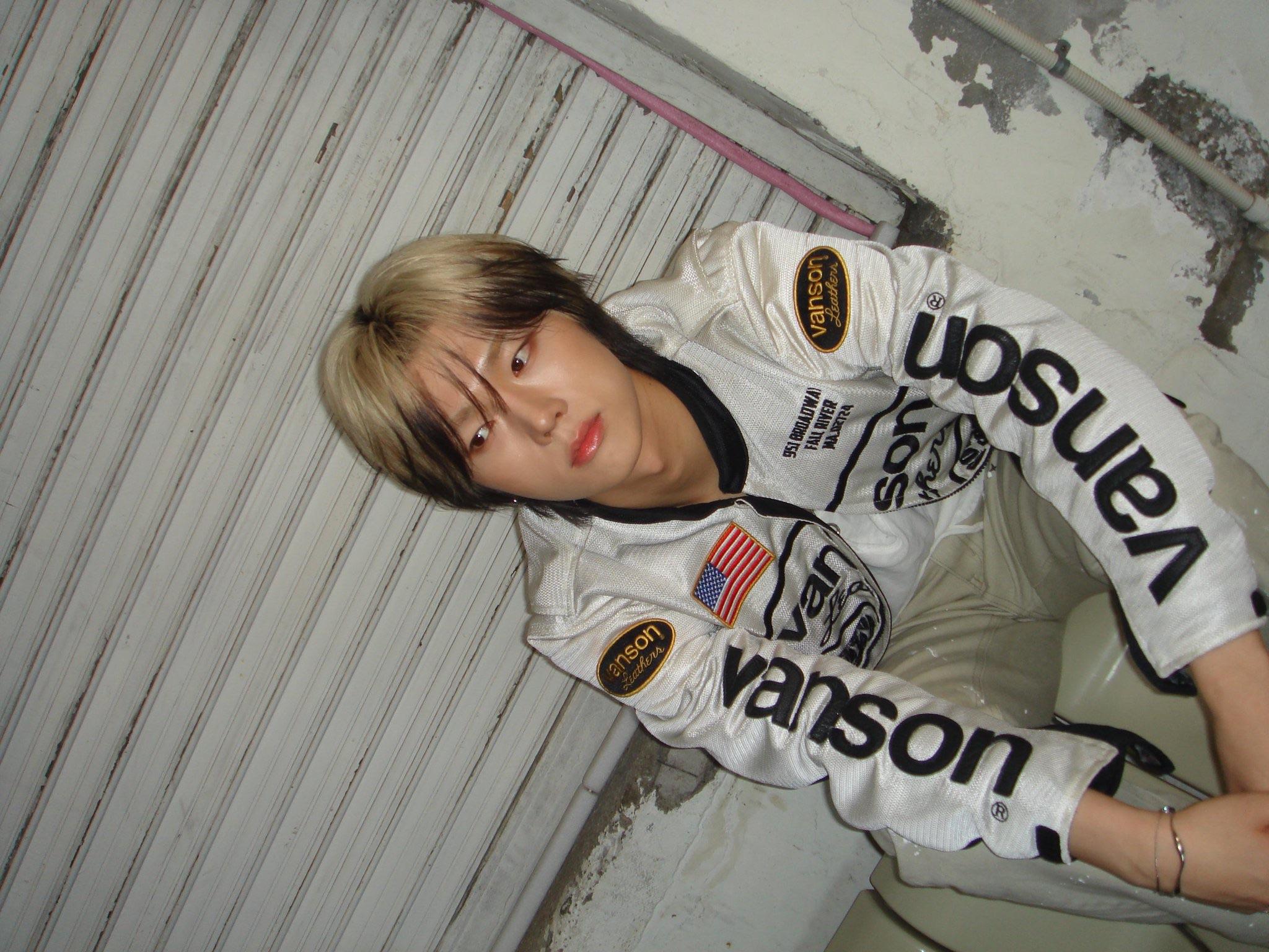 2048x1536 Xdinary Heroes Twitter Update with Jungsu