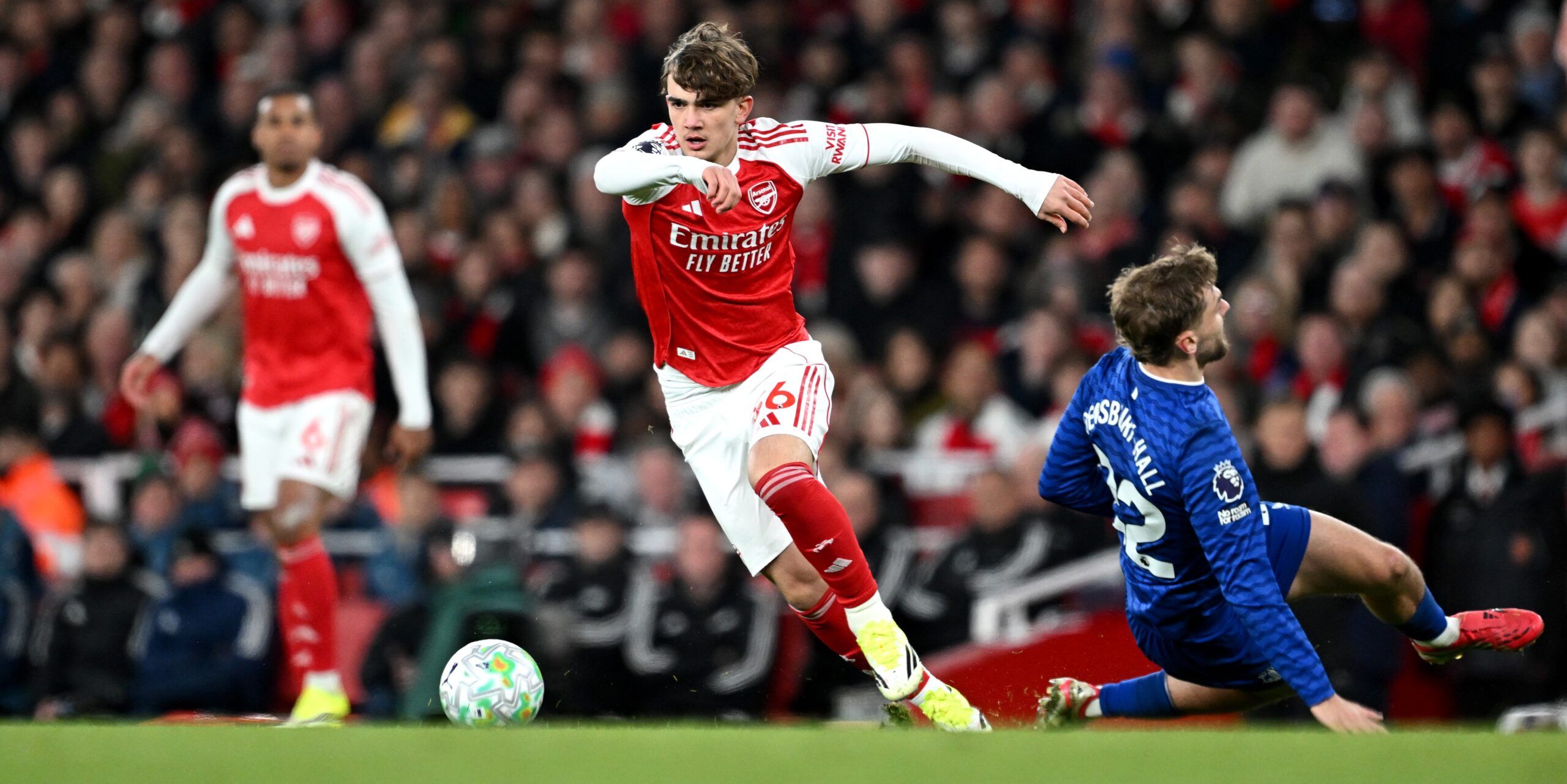 2560x1281 Metres of Brilliance: Max Dowman's Solo Run Enters Premier League Record Books