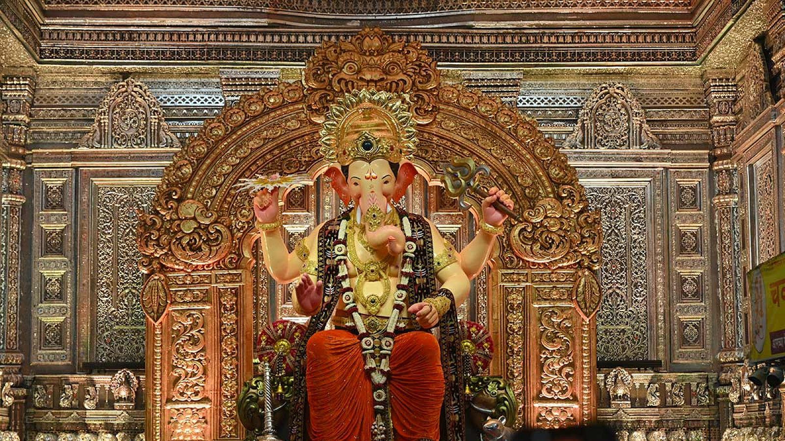 1600x900 First Look: Lalbaugcha Raja