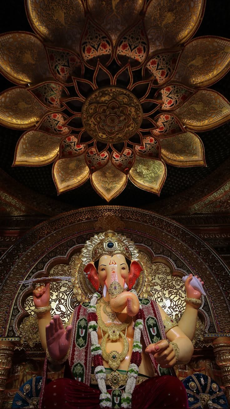 736x1308 Lalbagh Cha Raja HD Wallpaper 4k